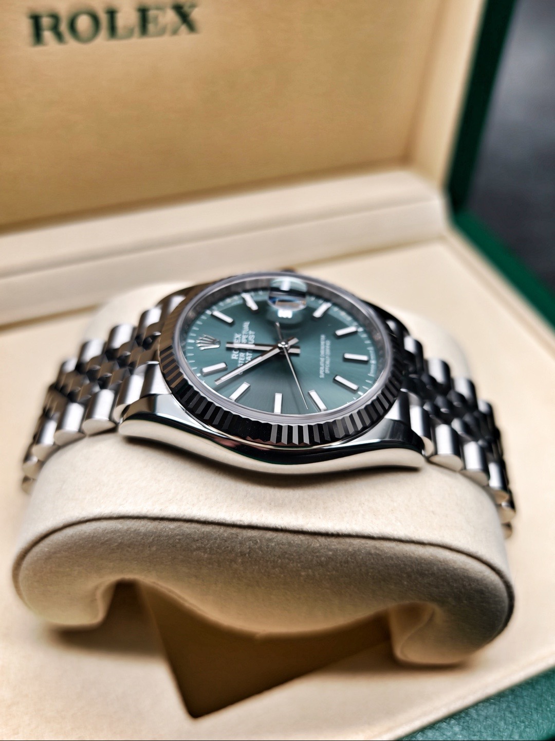 Rolex 126234-0051 detail 4