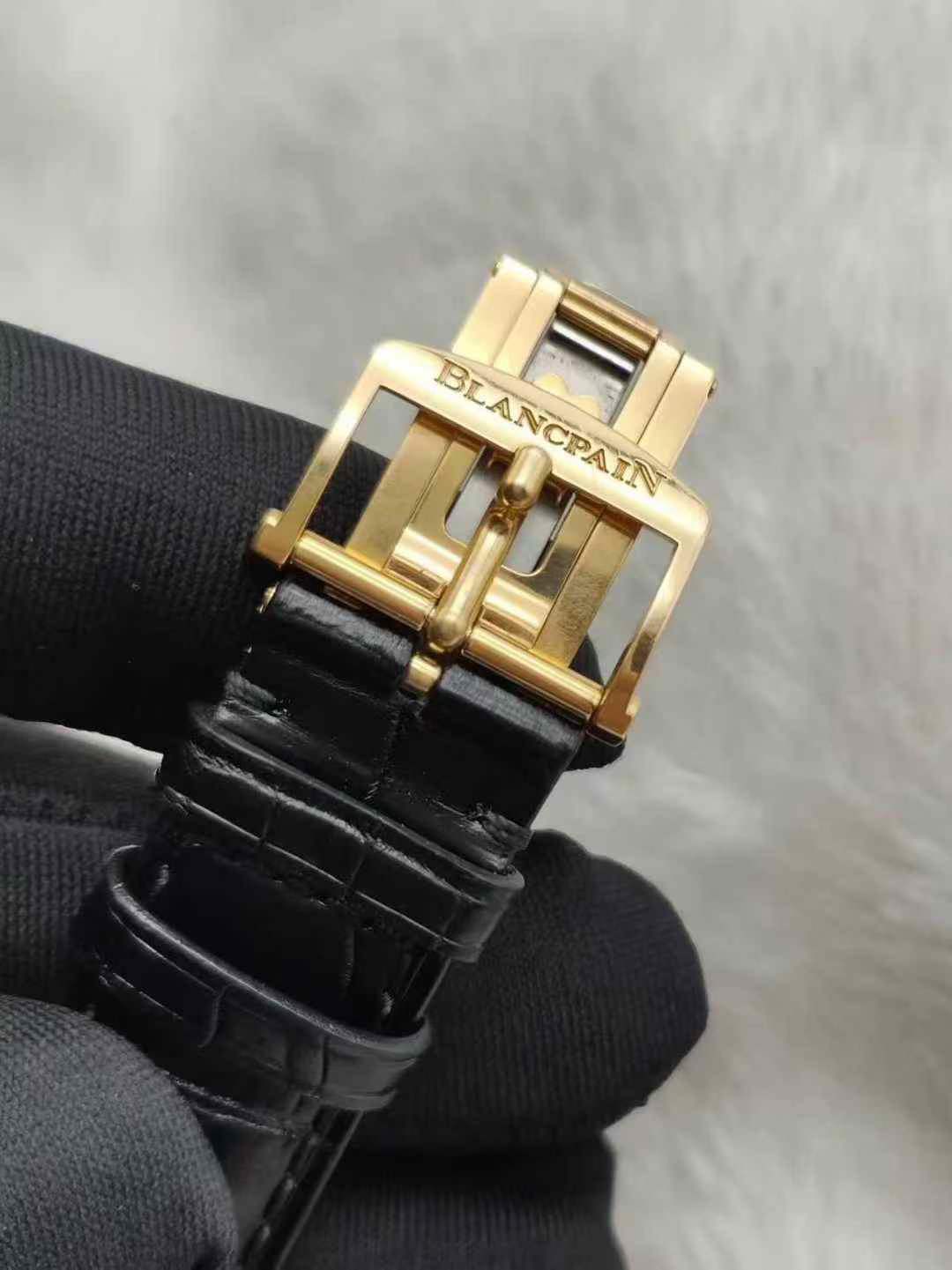 Blancpain 6606-3630-55B detail 2
