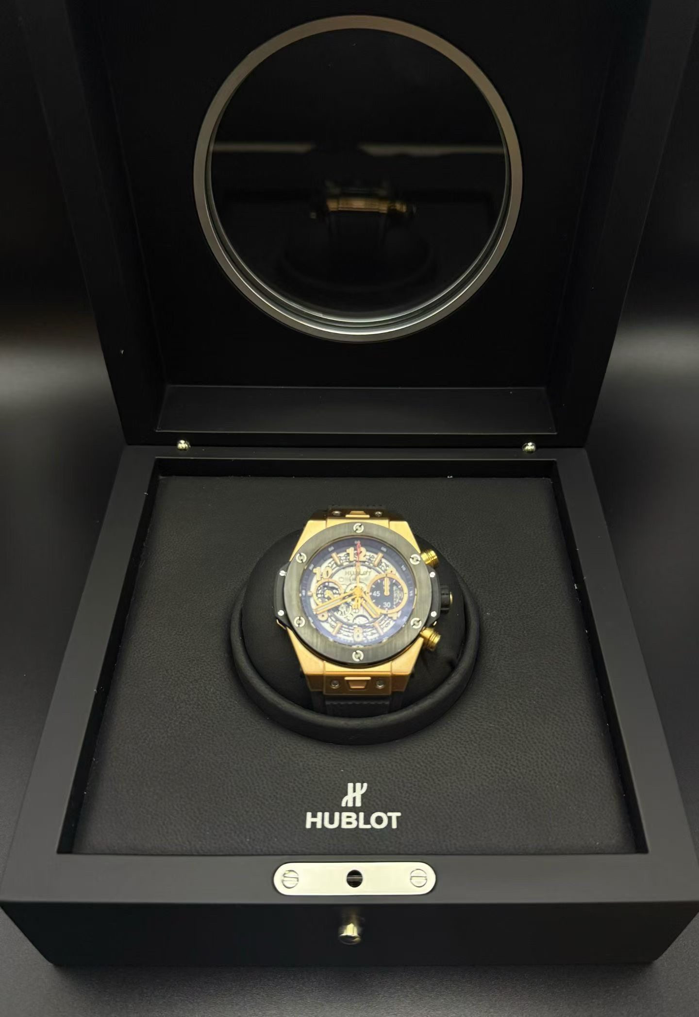 Hublot 411.OM.1180.RX detail 1