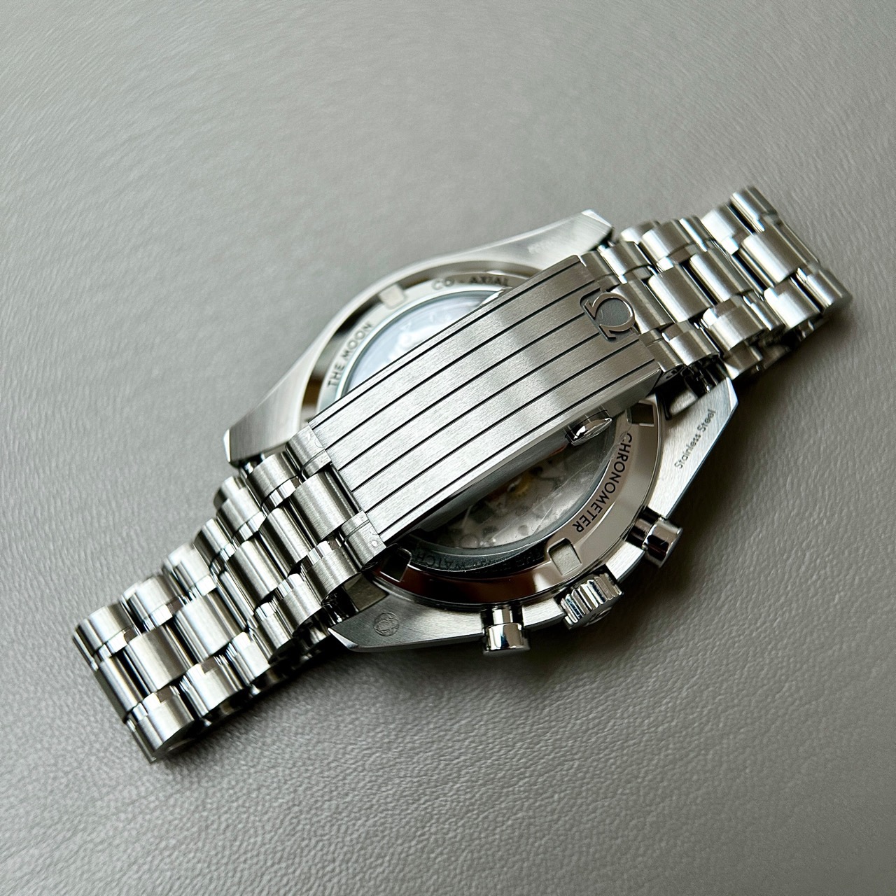 Omega 310.30.42.50.04.001 detail 6