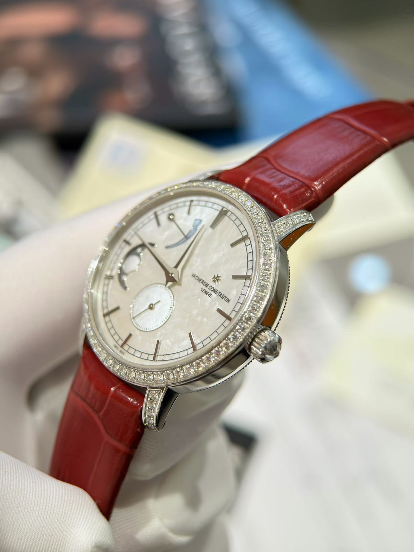 Vacheron Constantin 83570 / 000G-9916 detail 2