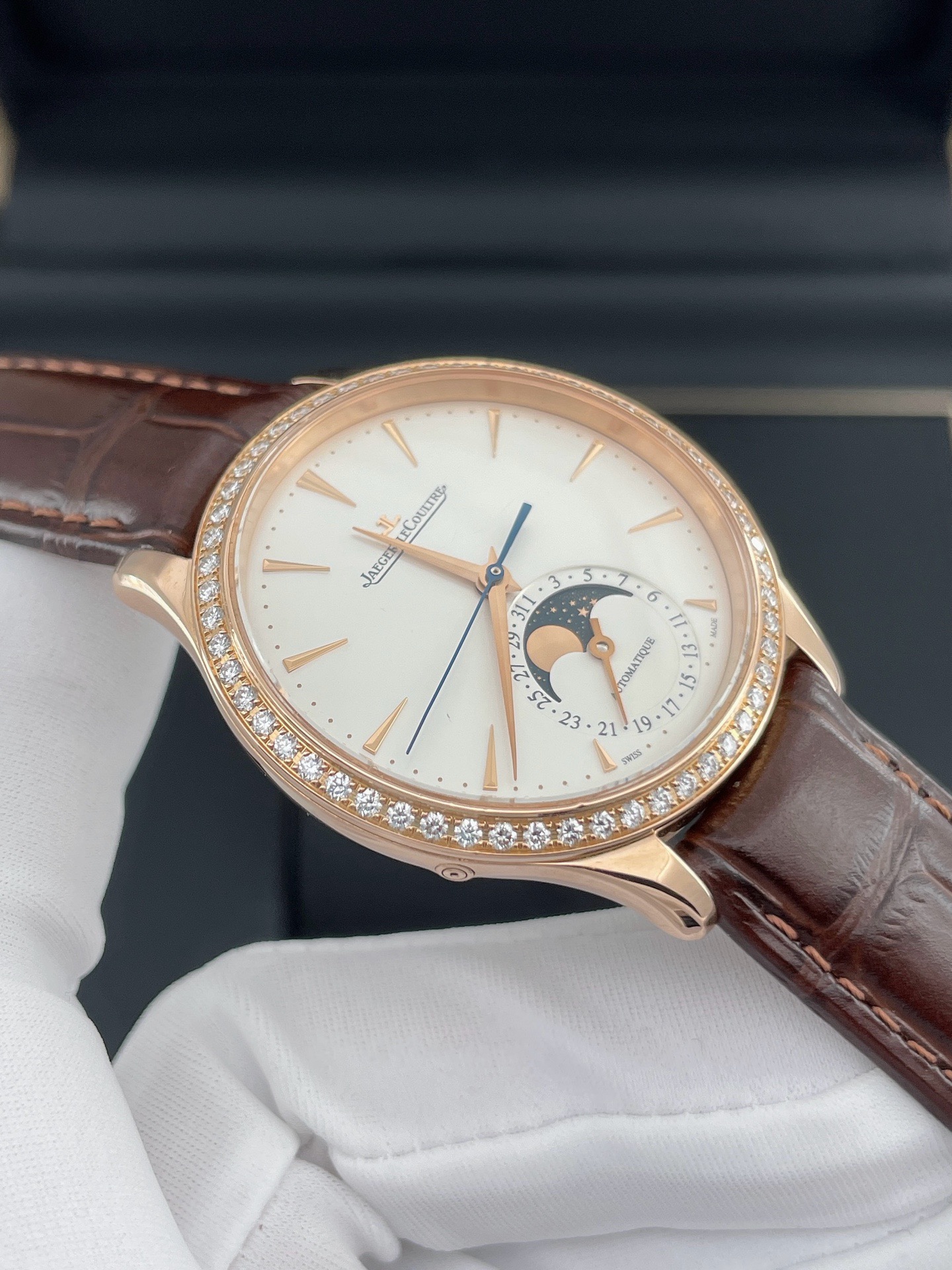 Jaeger-LeCoultre 1242501 detail 3