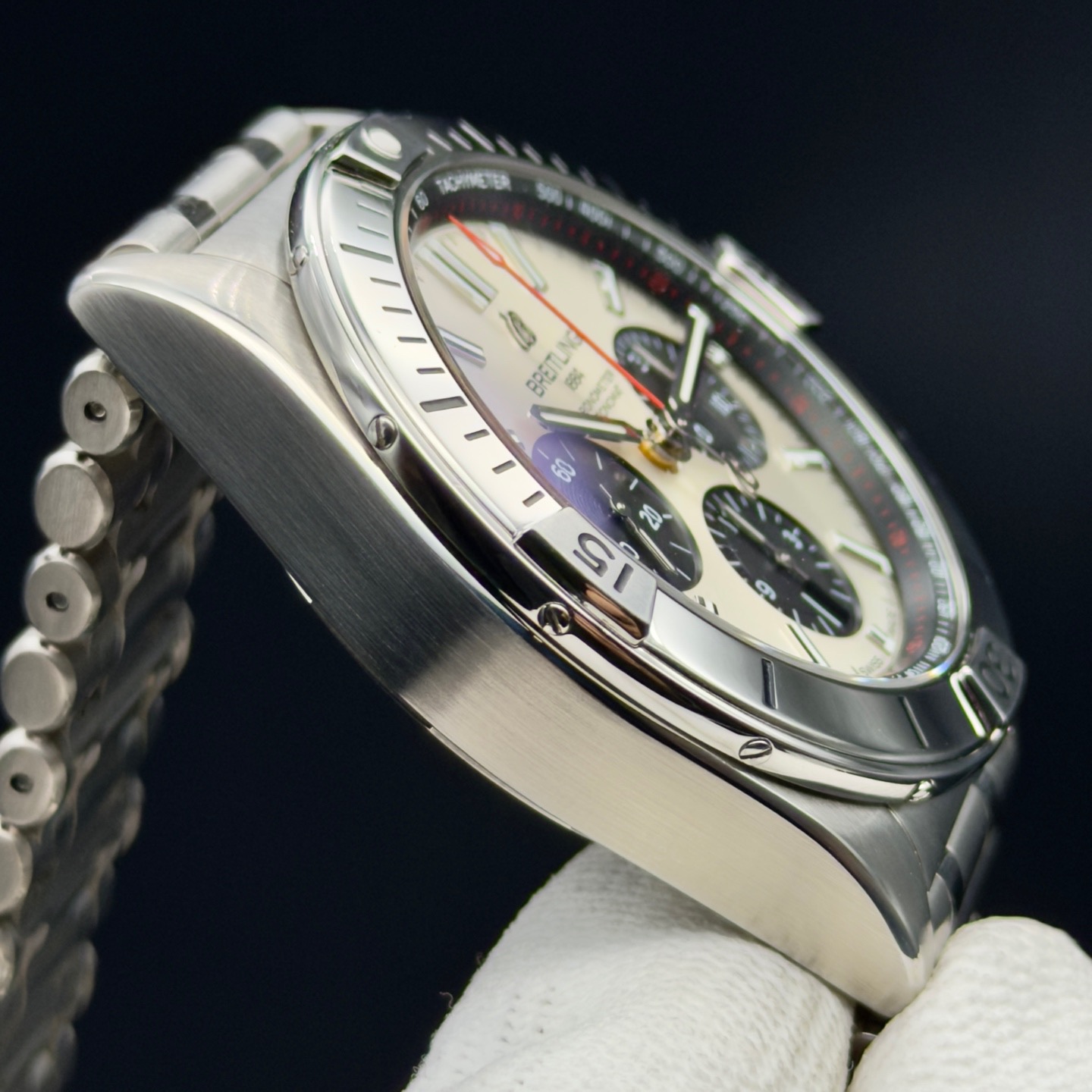 Breitling AB0134101G1A1 detail 4