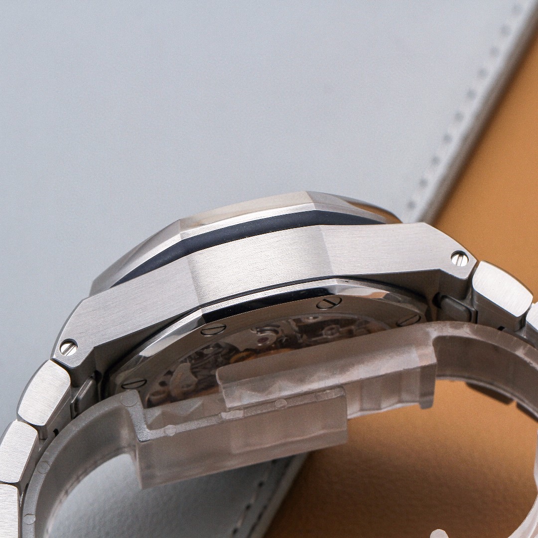 Audemars Piguet 26238ST.OO.2000ST.01 detail 3