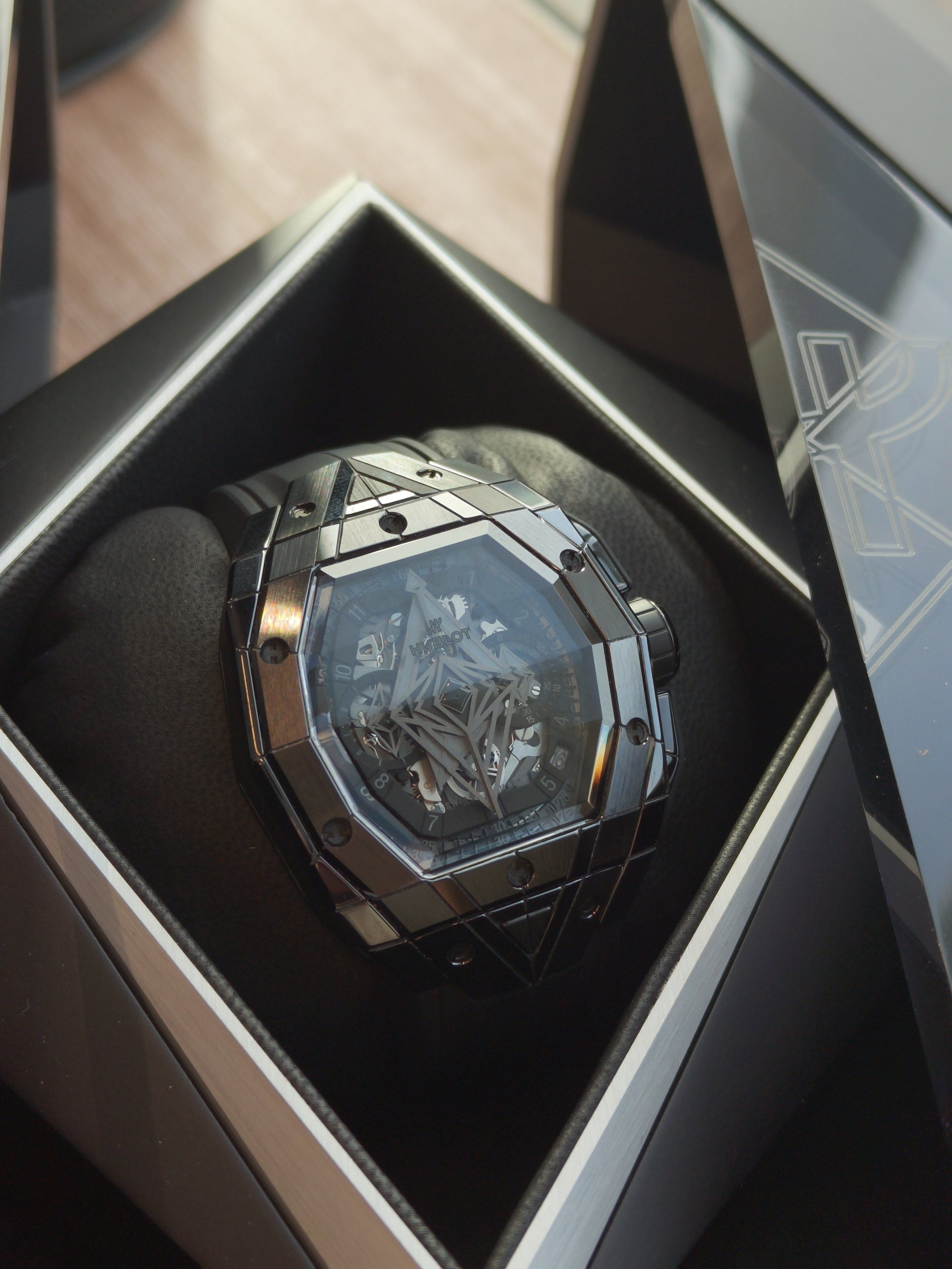 Hublot 648.CX.0114.RX.MXM23 detail 1