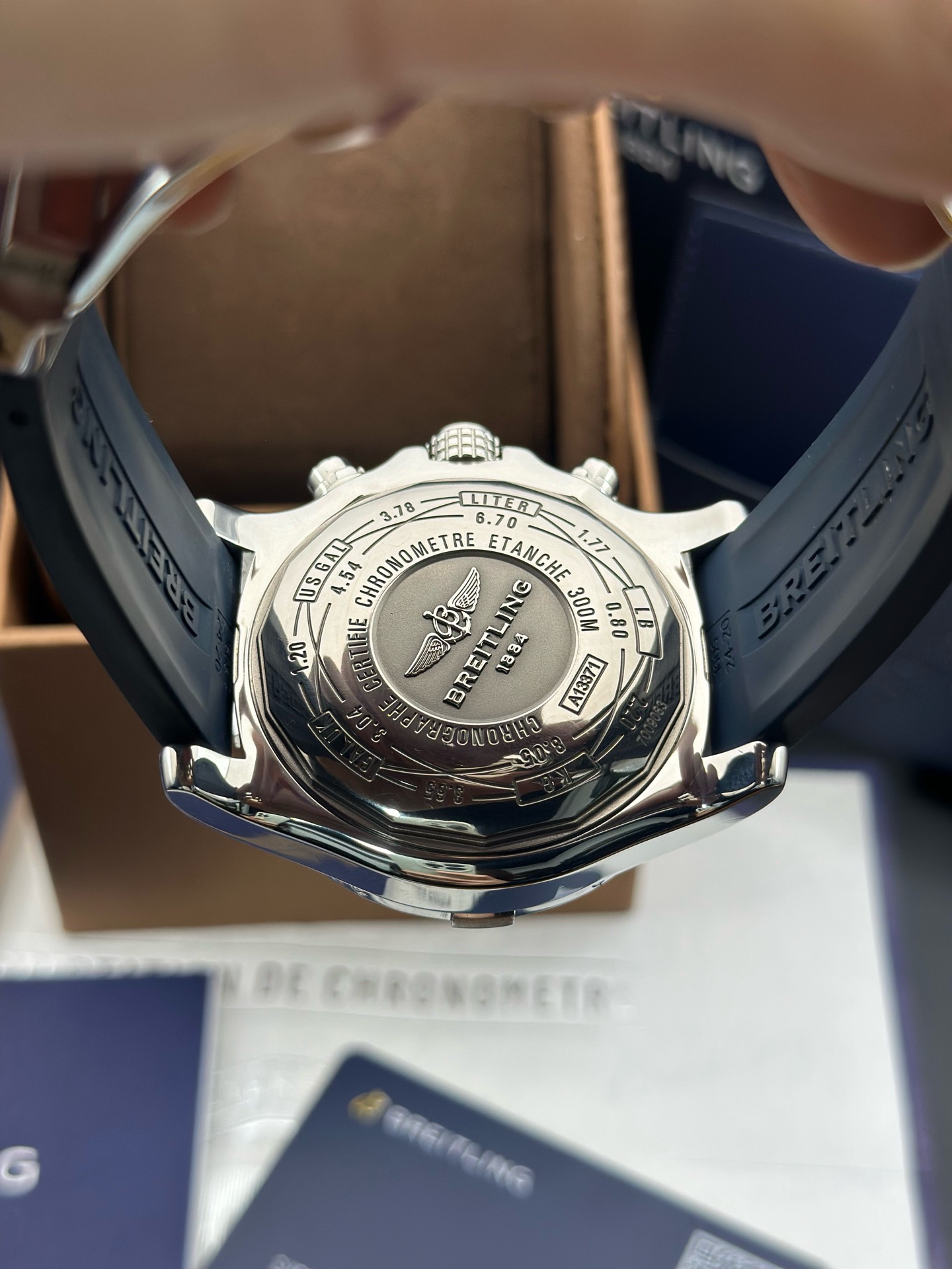 Breitling A13371111C1S1 detail 4