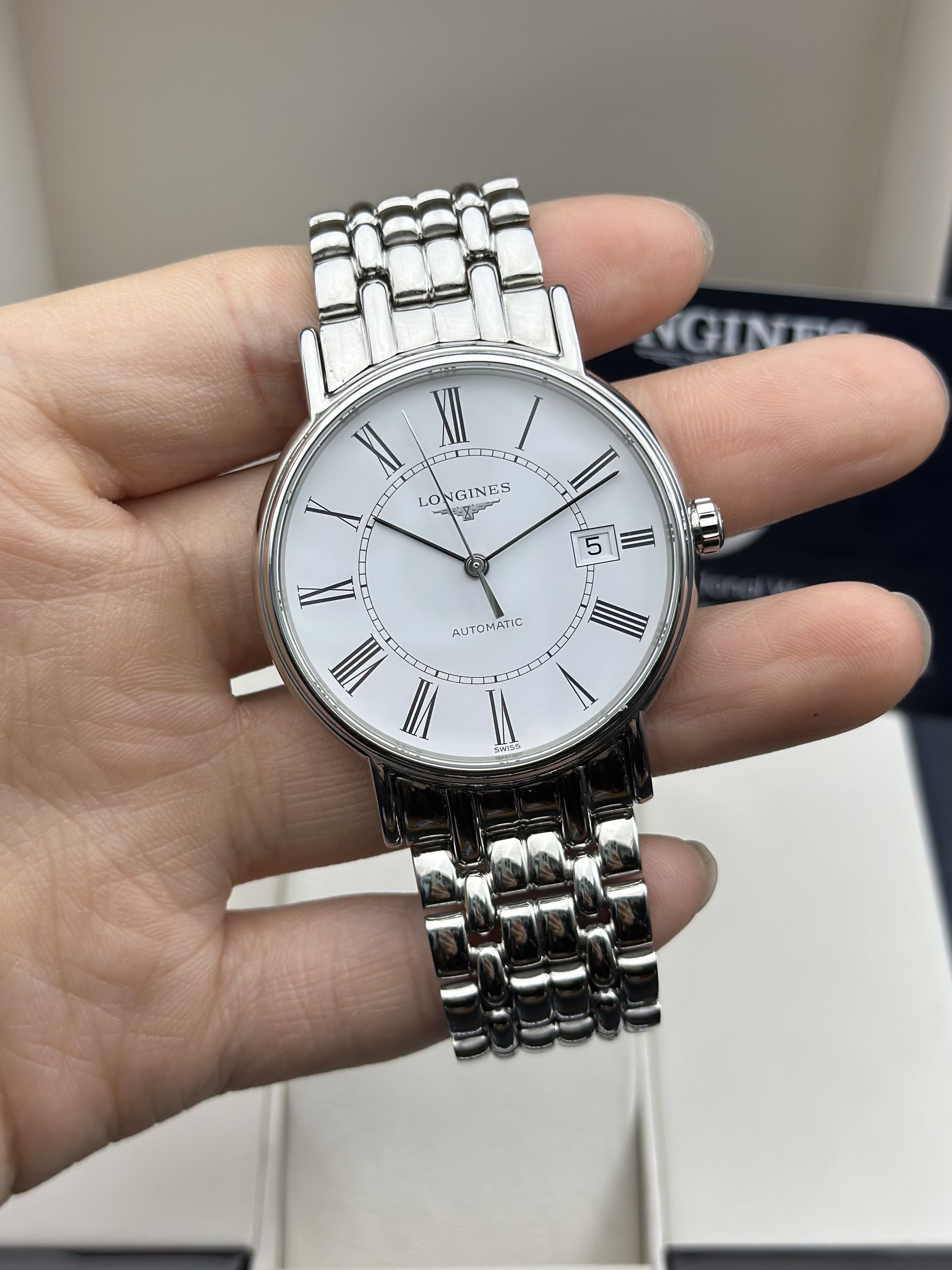 Longines L4.921.4.11.6 detail 1
