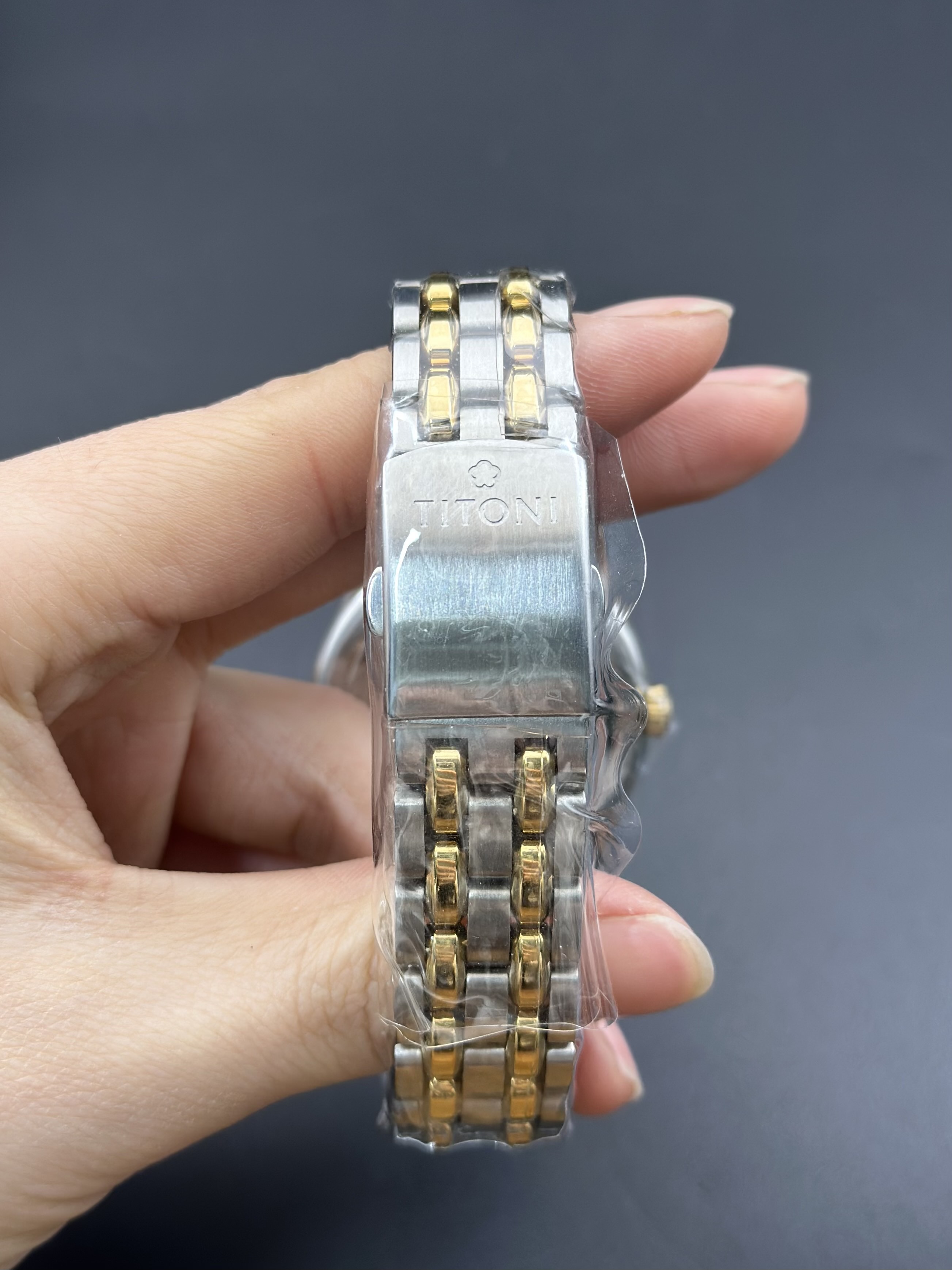 TITONI 777SY-DB-027 detail 4