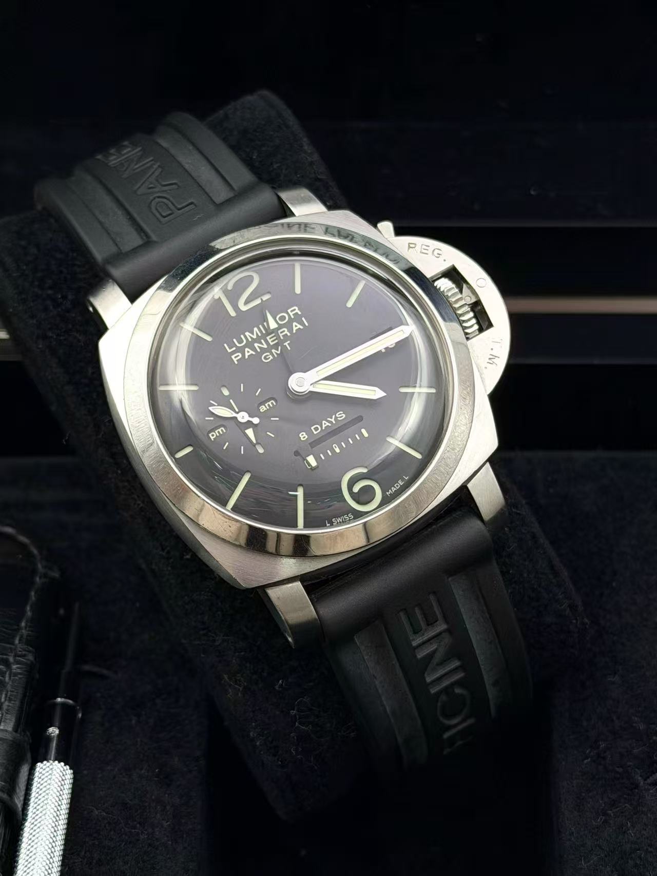 Panerai pam00233 detail 7