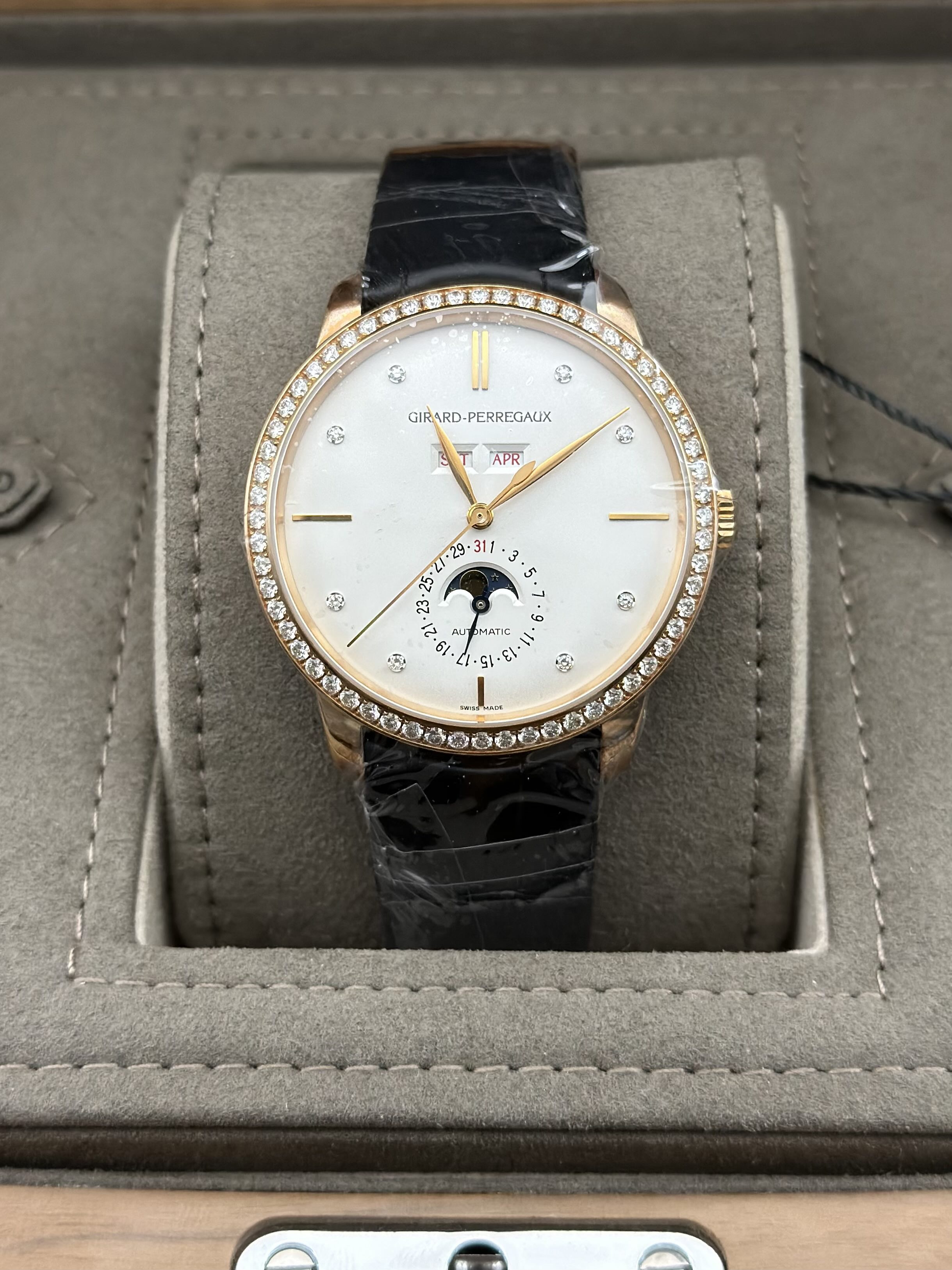Girard Perregaux 49535D52A1A1-BK6A detail 5
