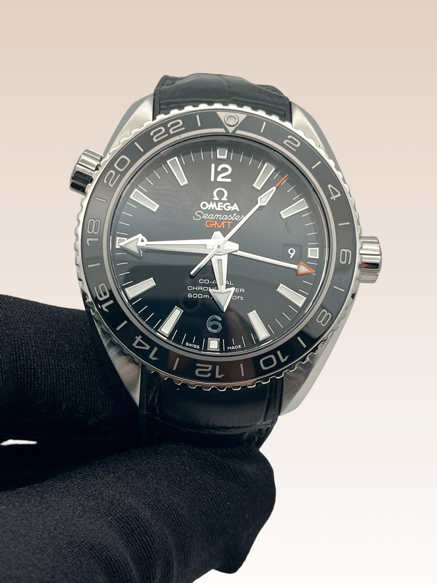 Omega 232.32.44.22.01.001