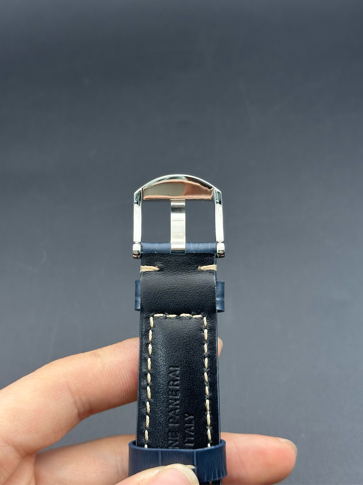 Panerai PAM00906 detail 6
