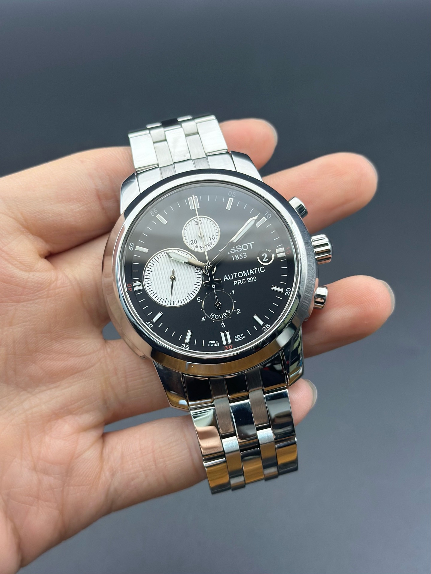 Tissot T014.427.11.051.01 detail 1
