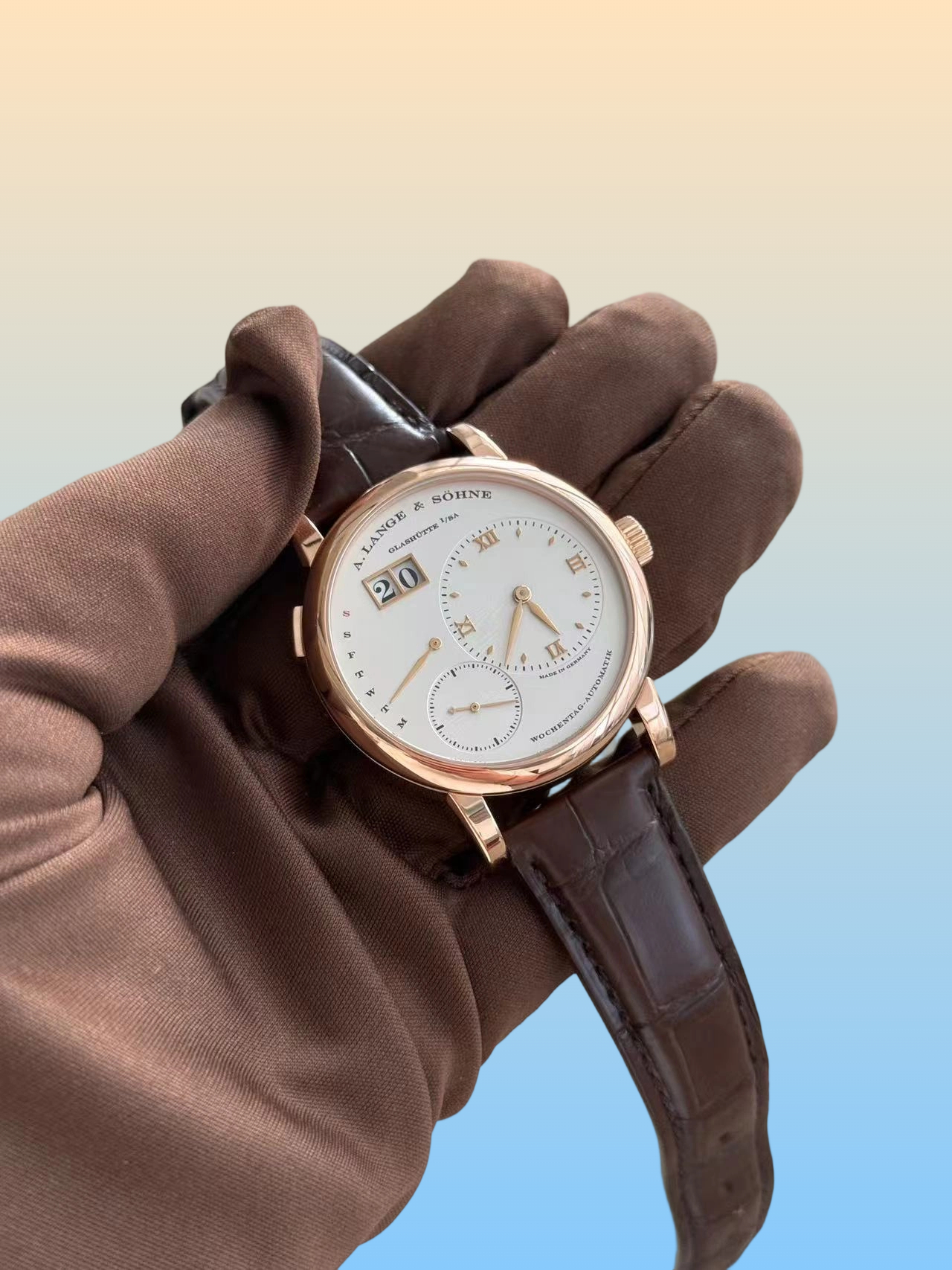 A. Lange & S&ouml;hne 320.032 detail 3