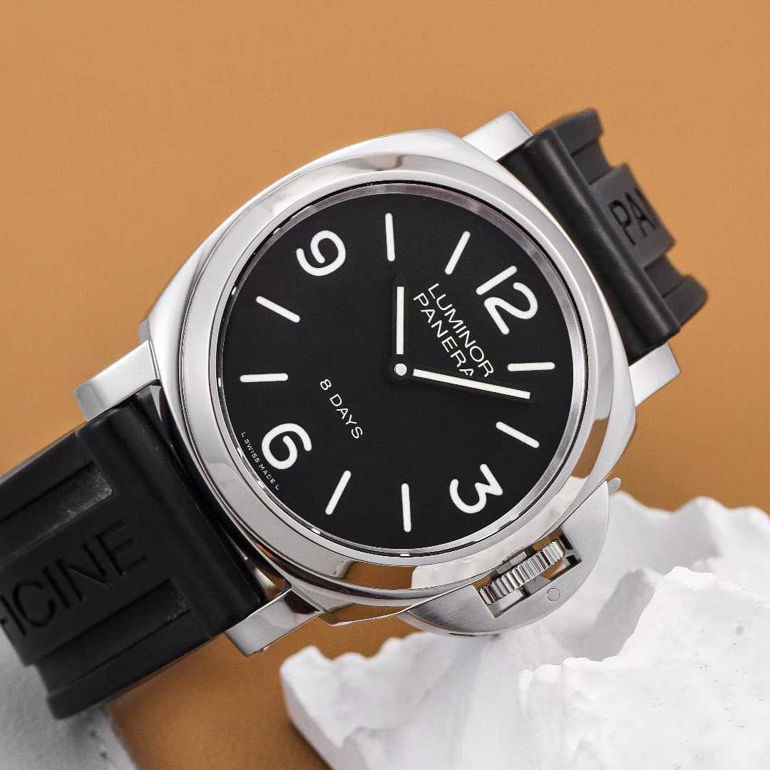 Panerai PAM00560 detail 1