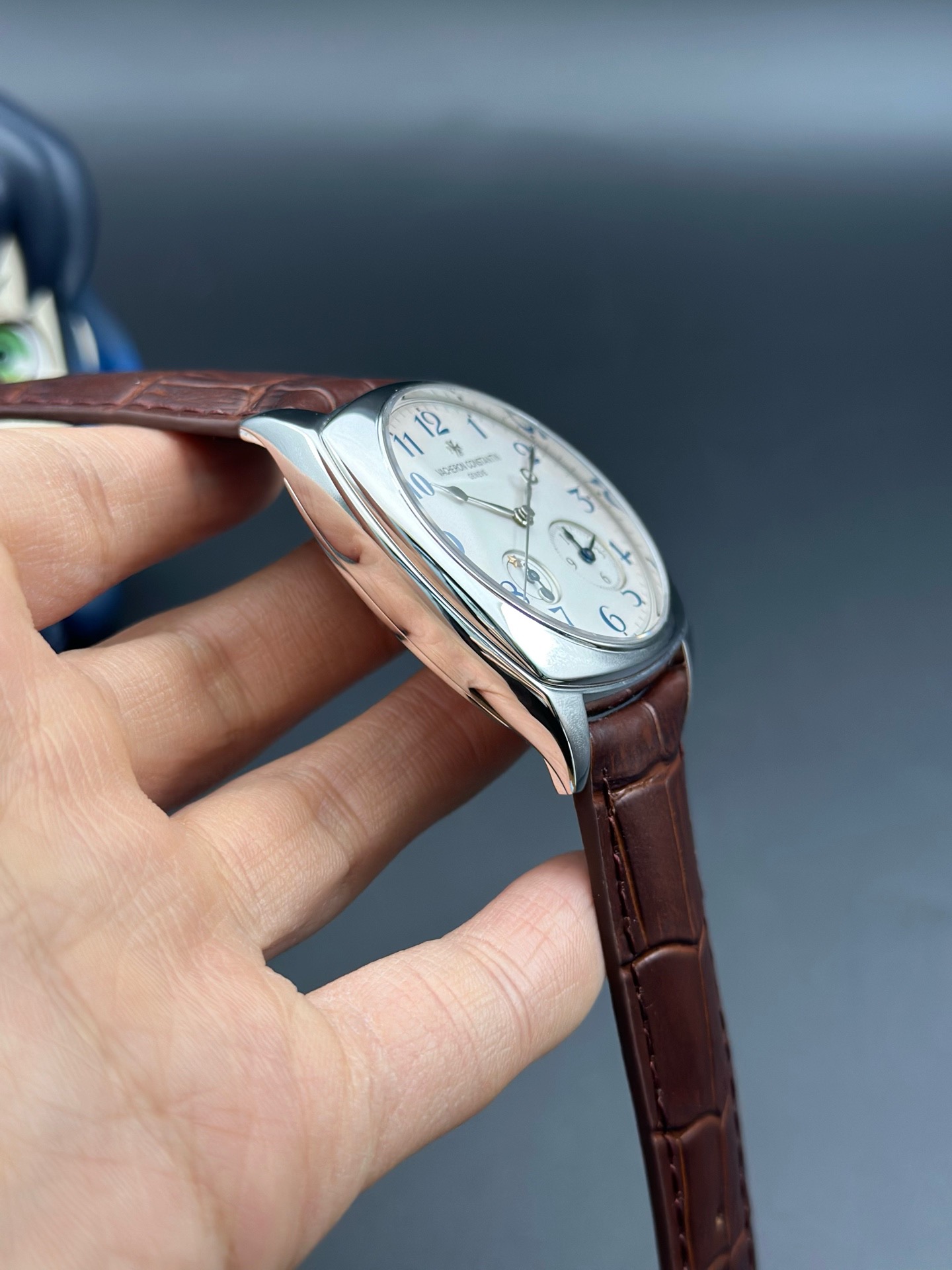 Patek Philippe 7810S / 000G-B050 detail 3