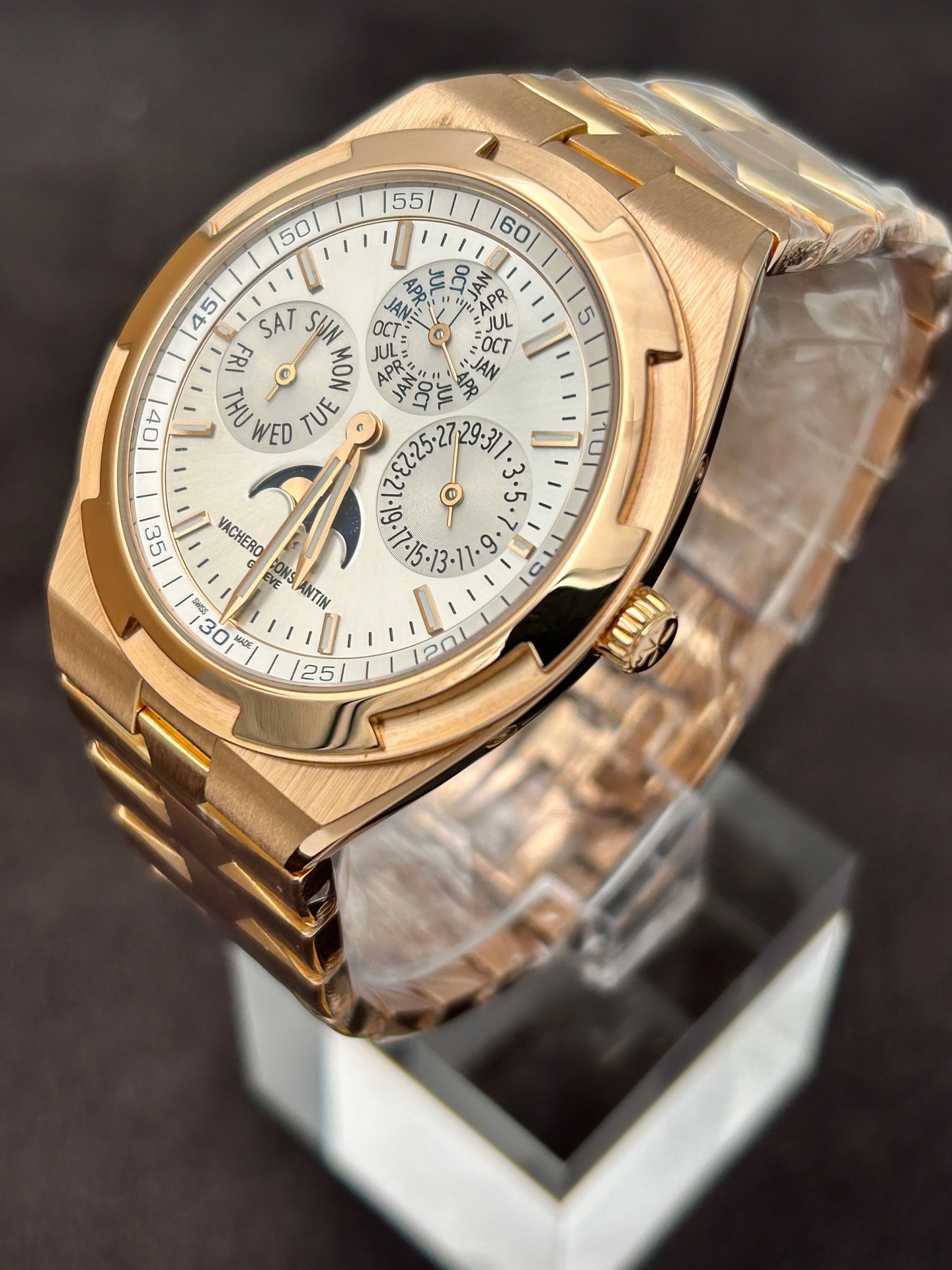 Vacheron Constantin 4300V / 120R-B064 detail 1