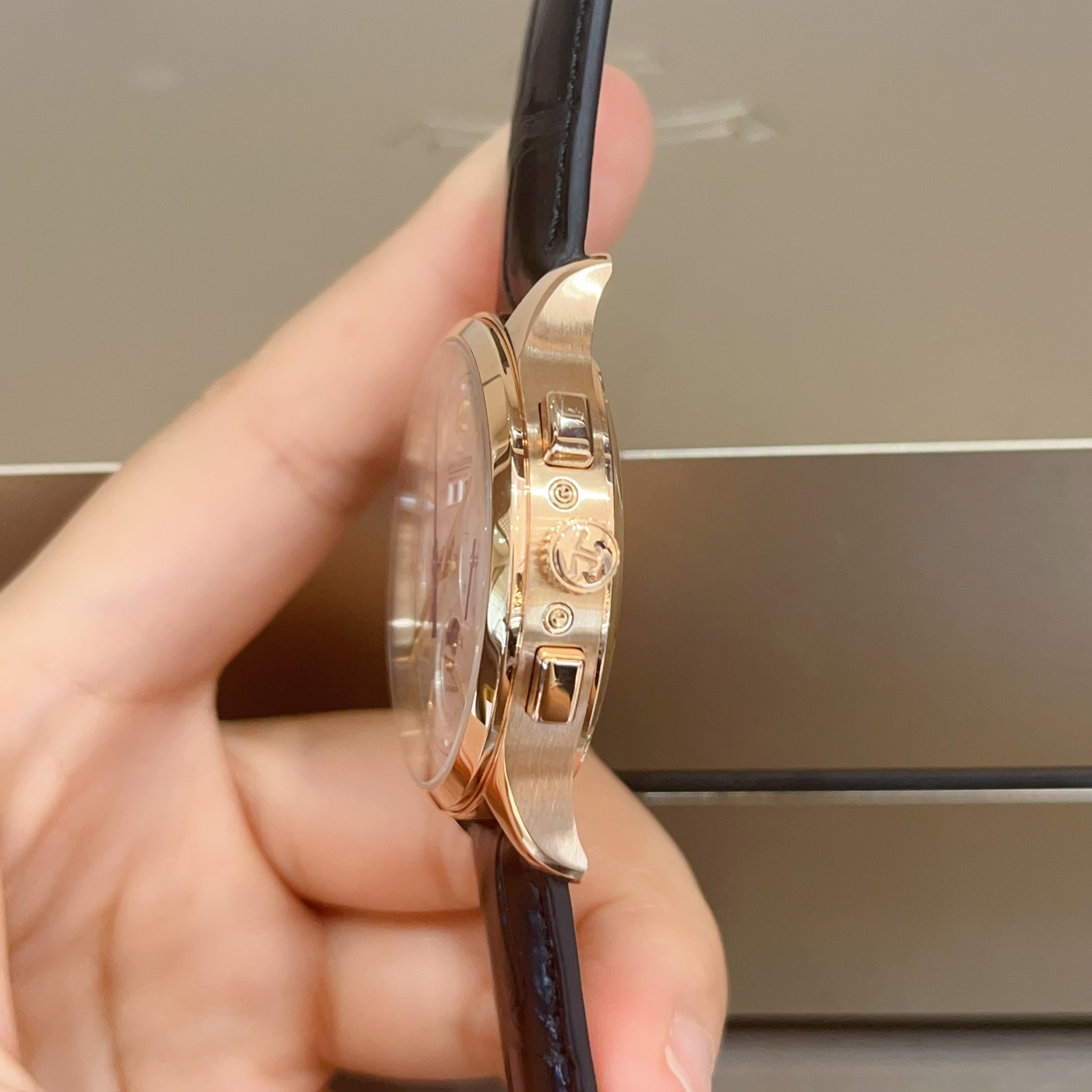 Jaeger-LeCoultre 4132520 detail 1