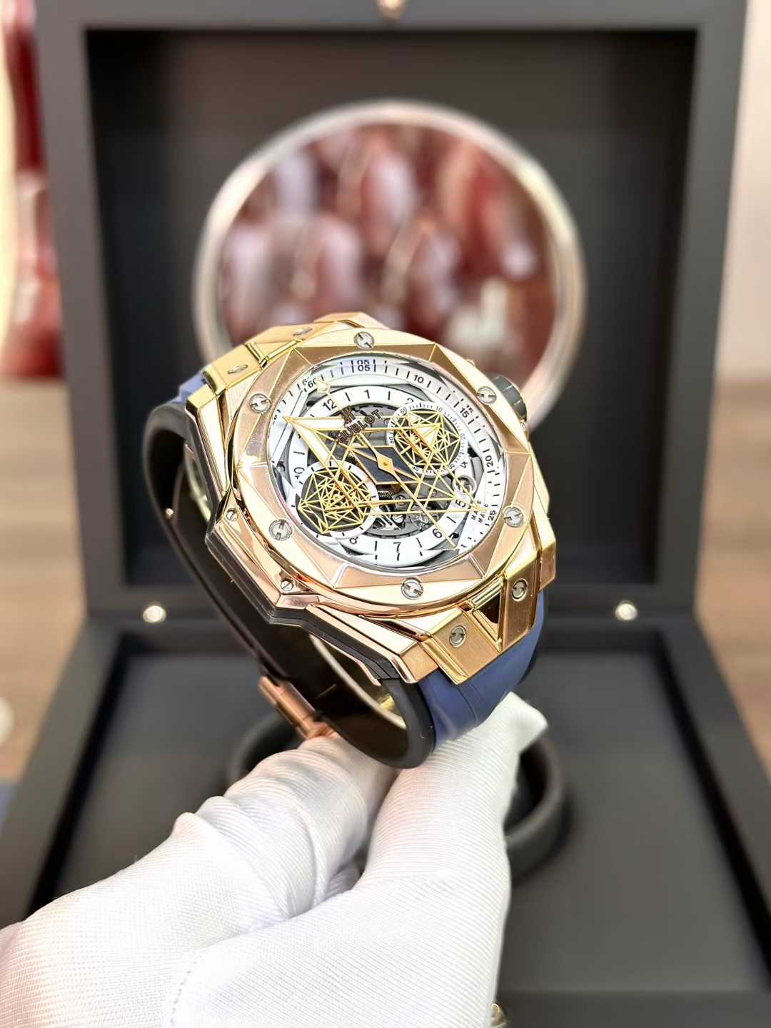 Hublot 418.OX.2001.RX.MXM20 detail 2