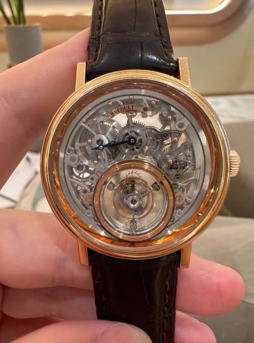 Breguet 5335BR / 42 / 9W6 detail 1