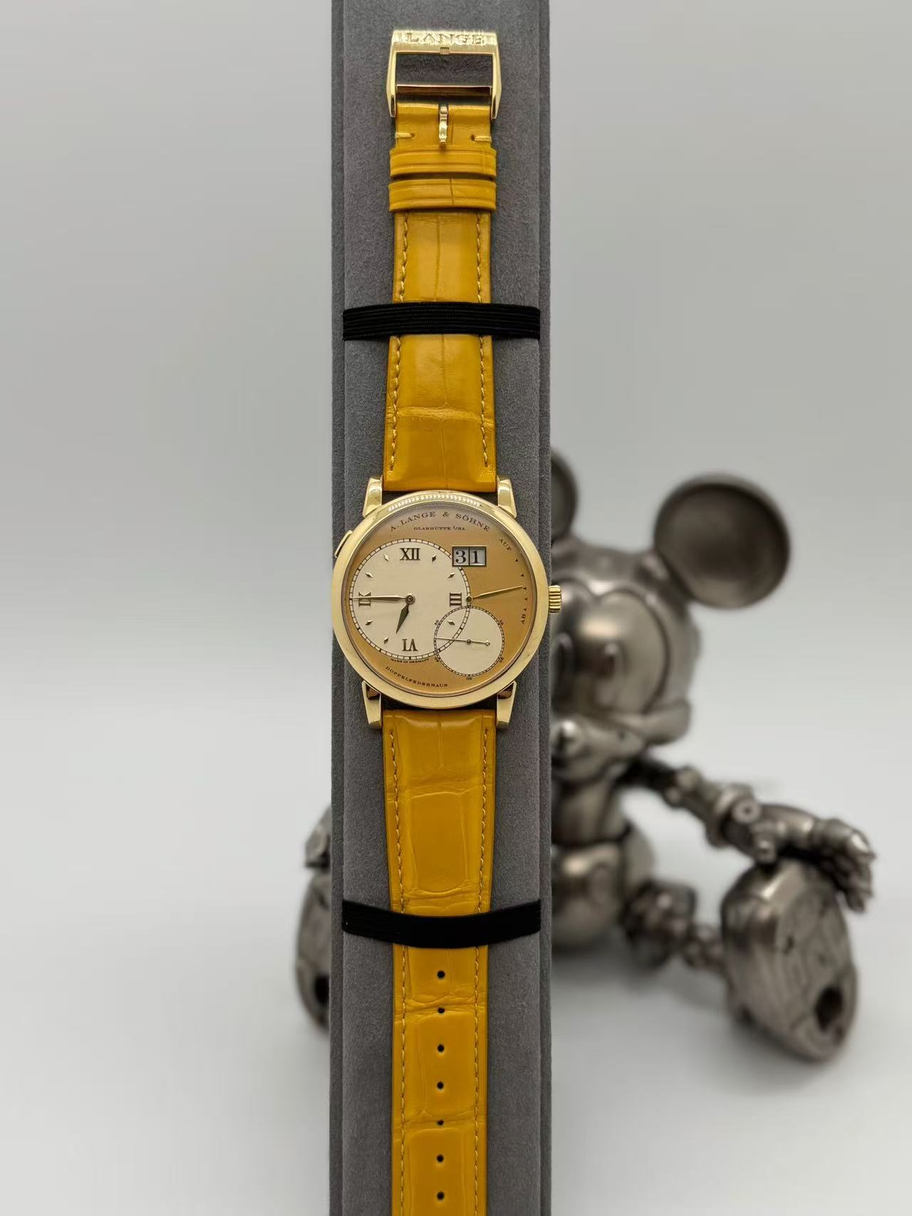 A. Lange & S&ouml;hne 115.021 detail 1