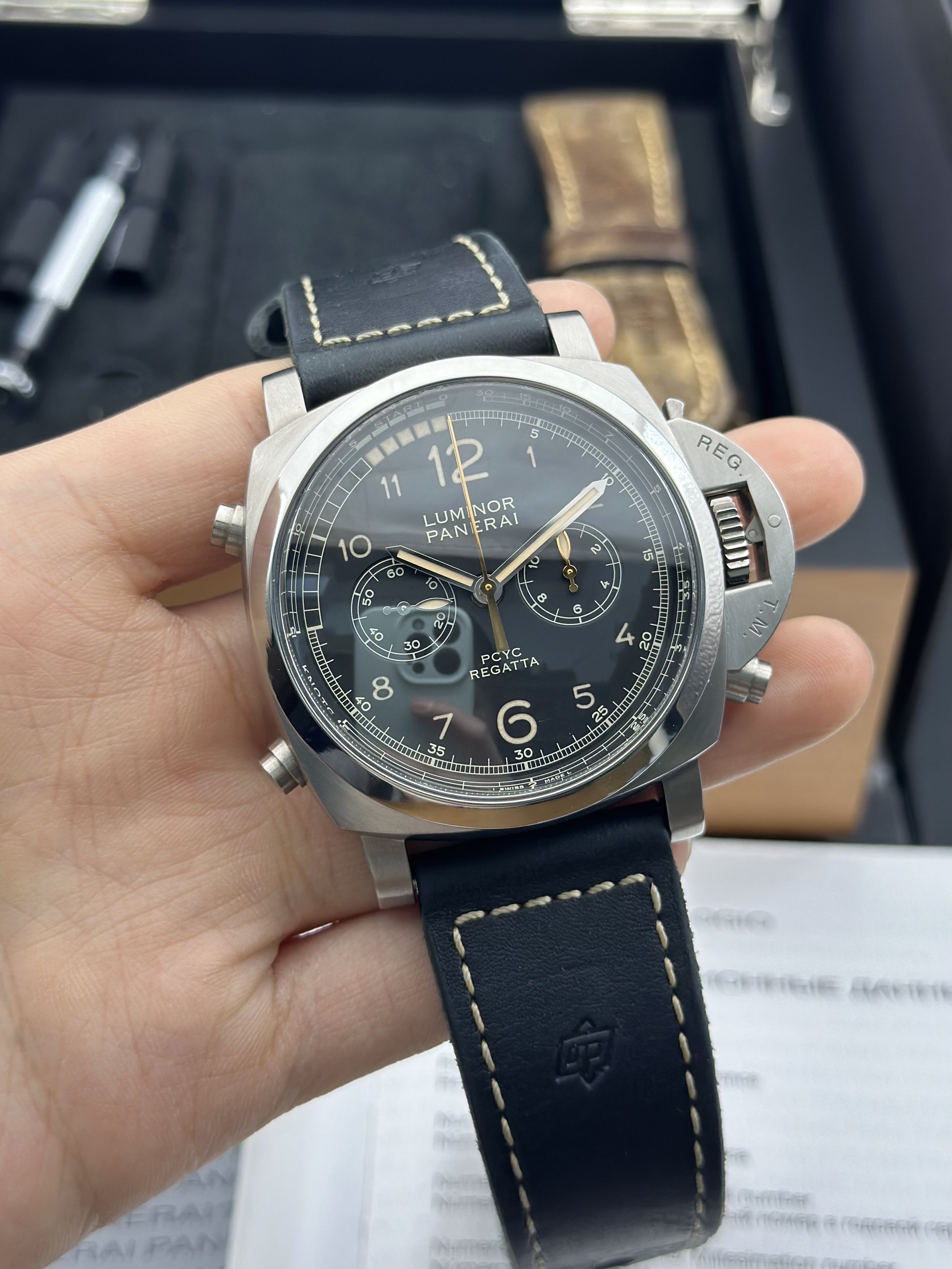Panerai PAM00652 detail 1