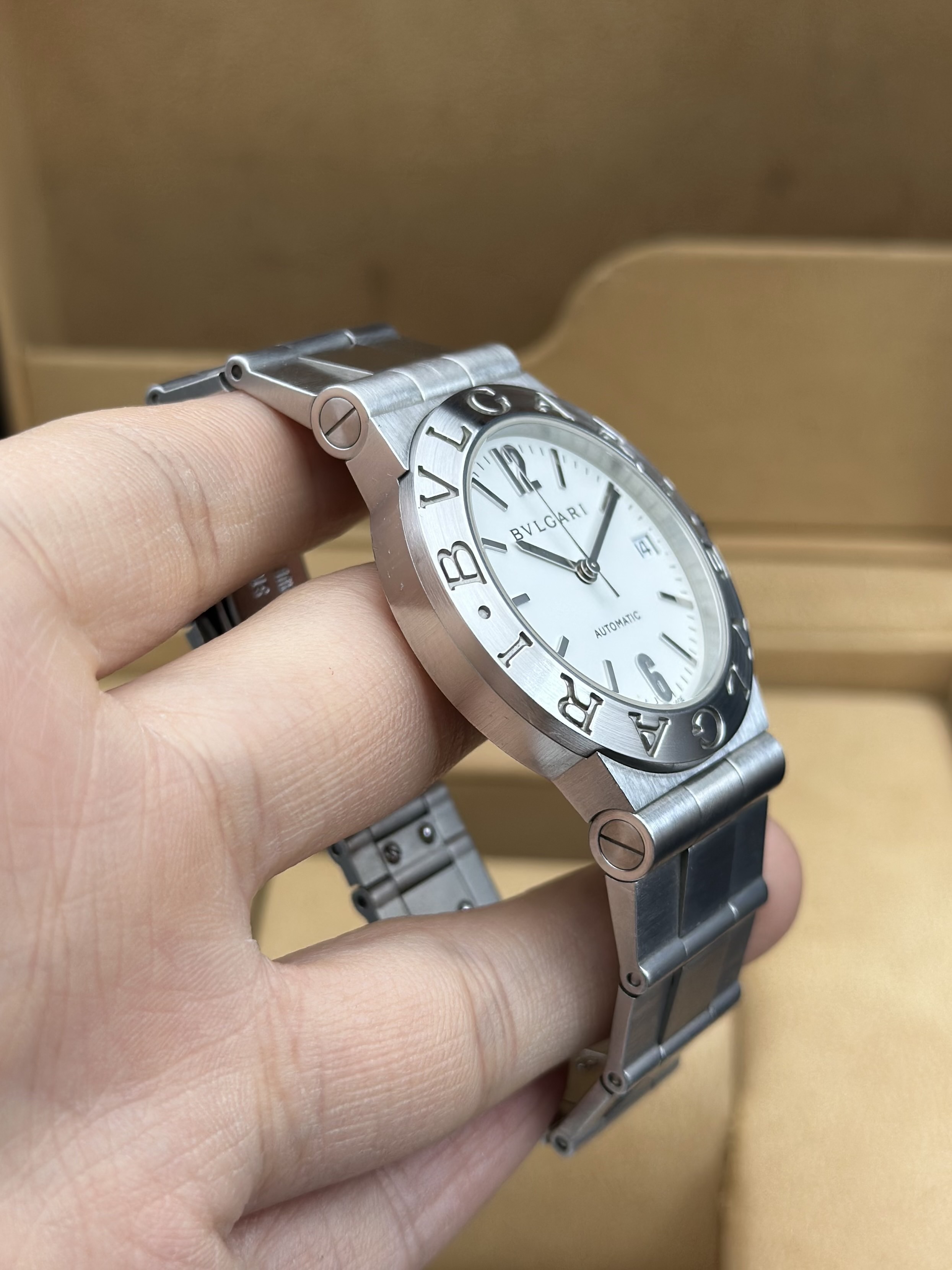 Bulgari LCV 35 S detail 2