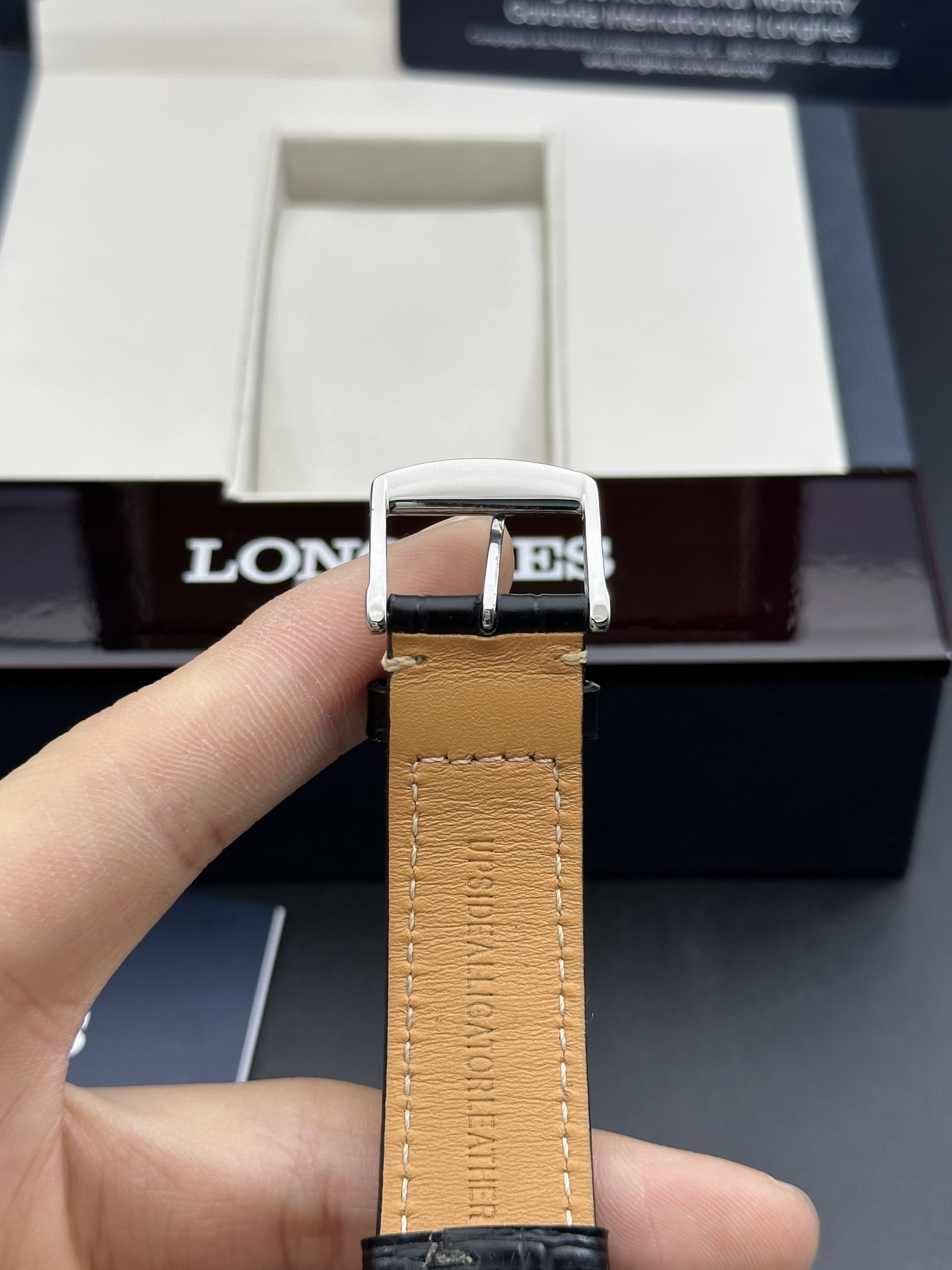 Longines L2.747.4.52.3 detail 5