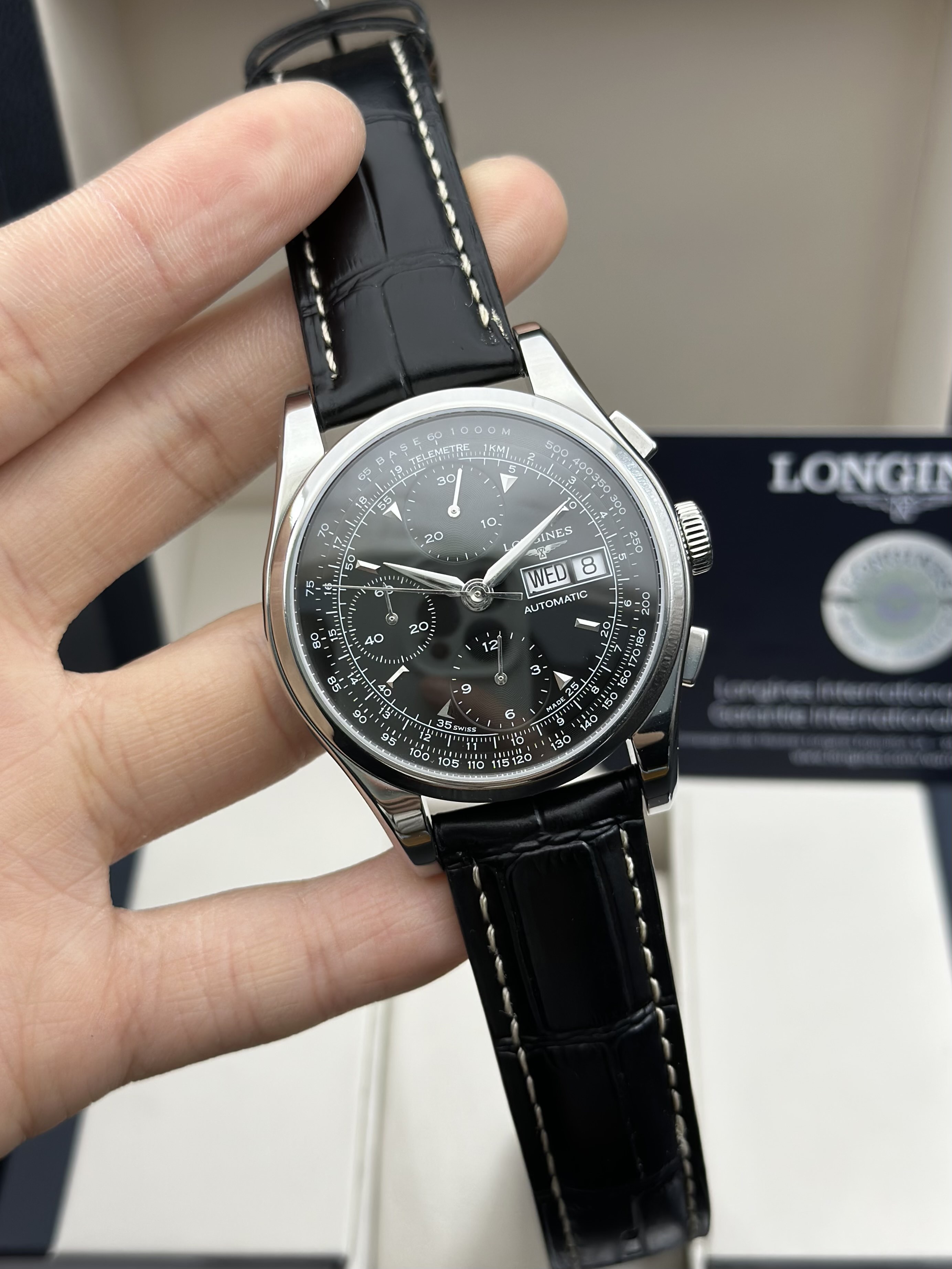 Longines L2.747.4.52.3 detail 1