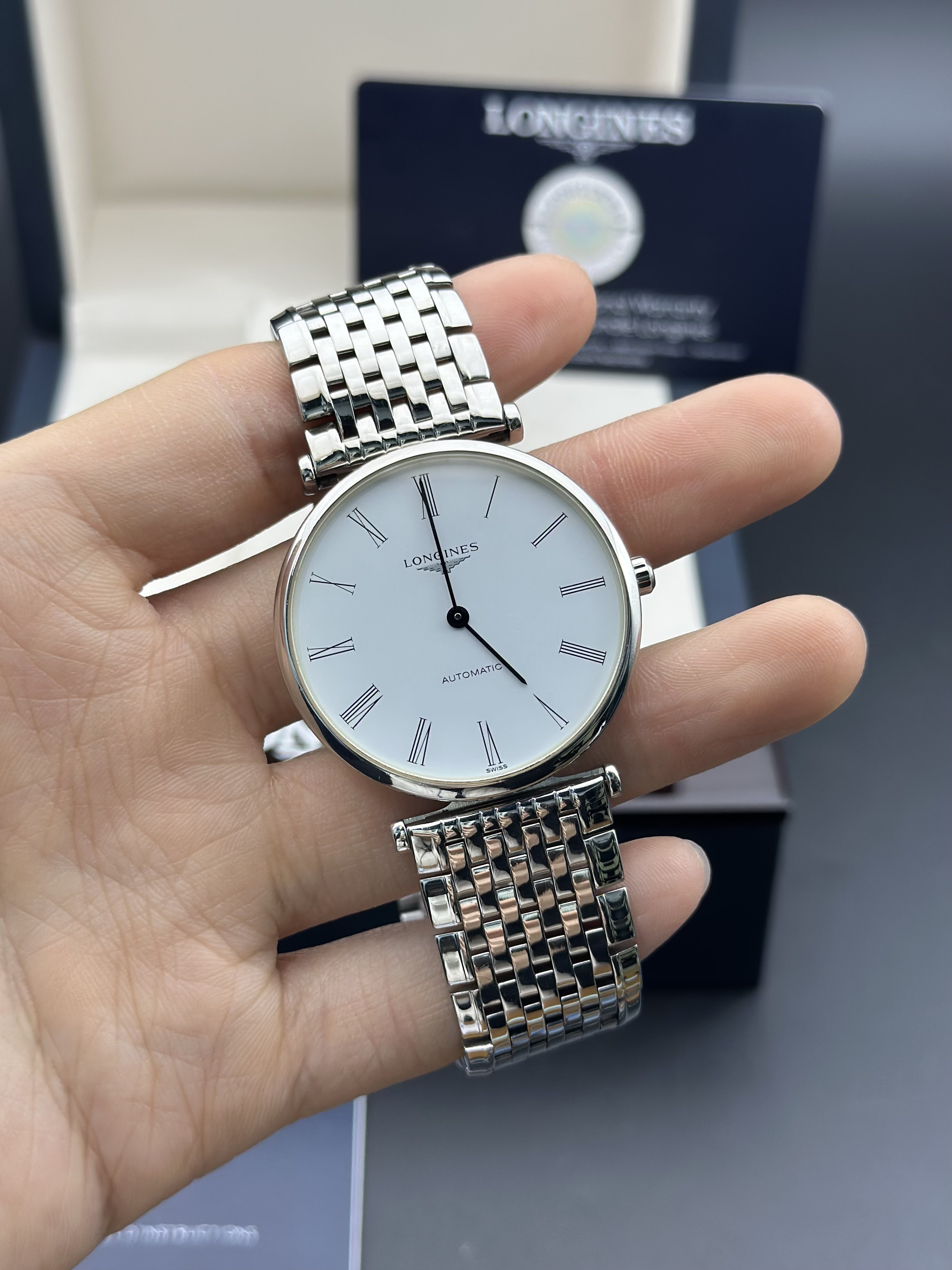 Longines L4.908.4.11.6 detail 1