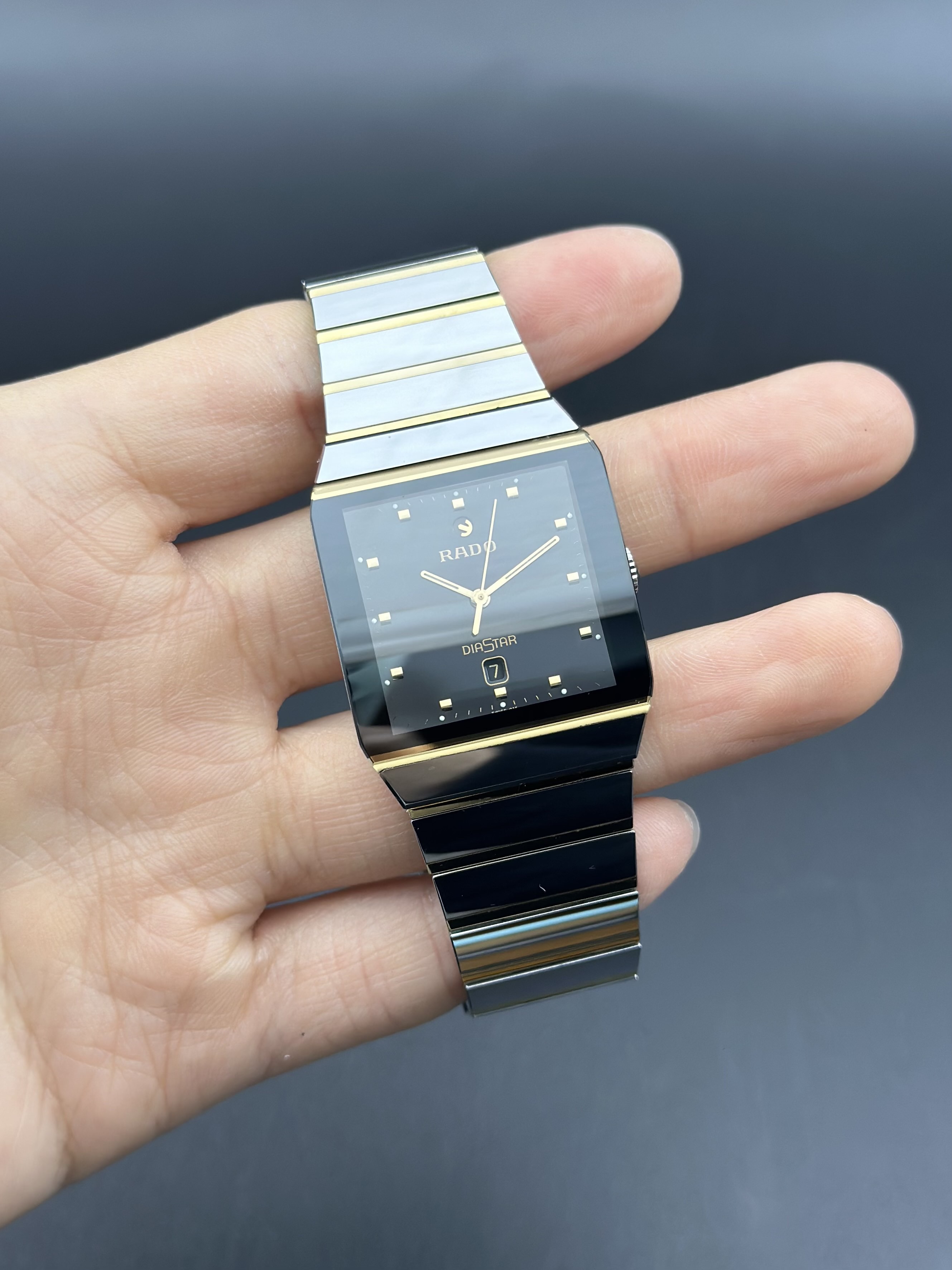 Rado 561.0384.3.715 detail 1