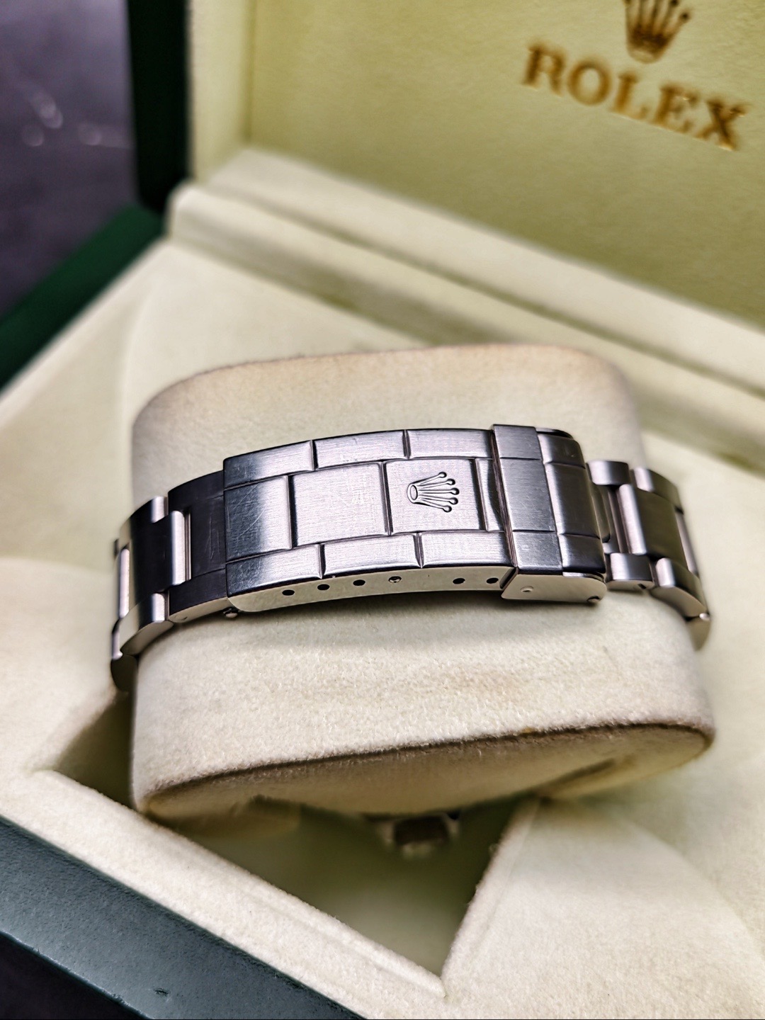 Rolex 16610lv detail 6