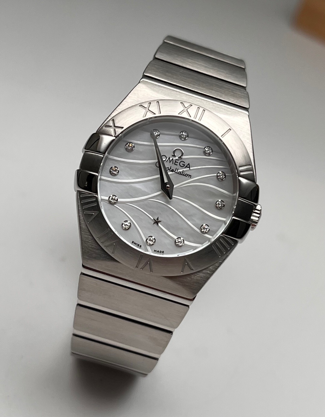 Omega 123.10.27.60.55.003 detail 1