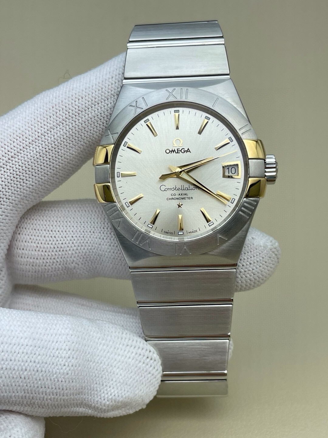 Omega 123.20.38.21.02.005