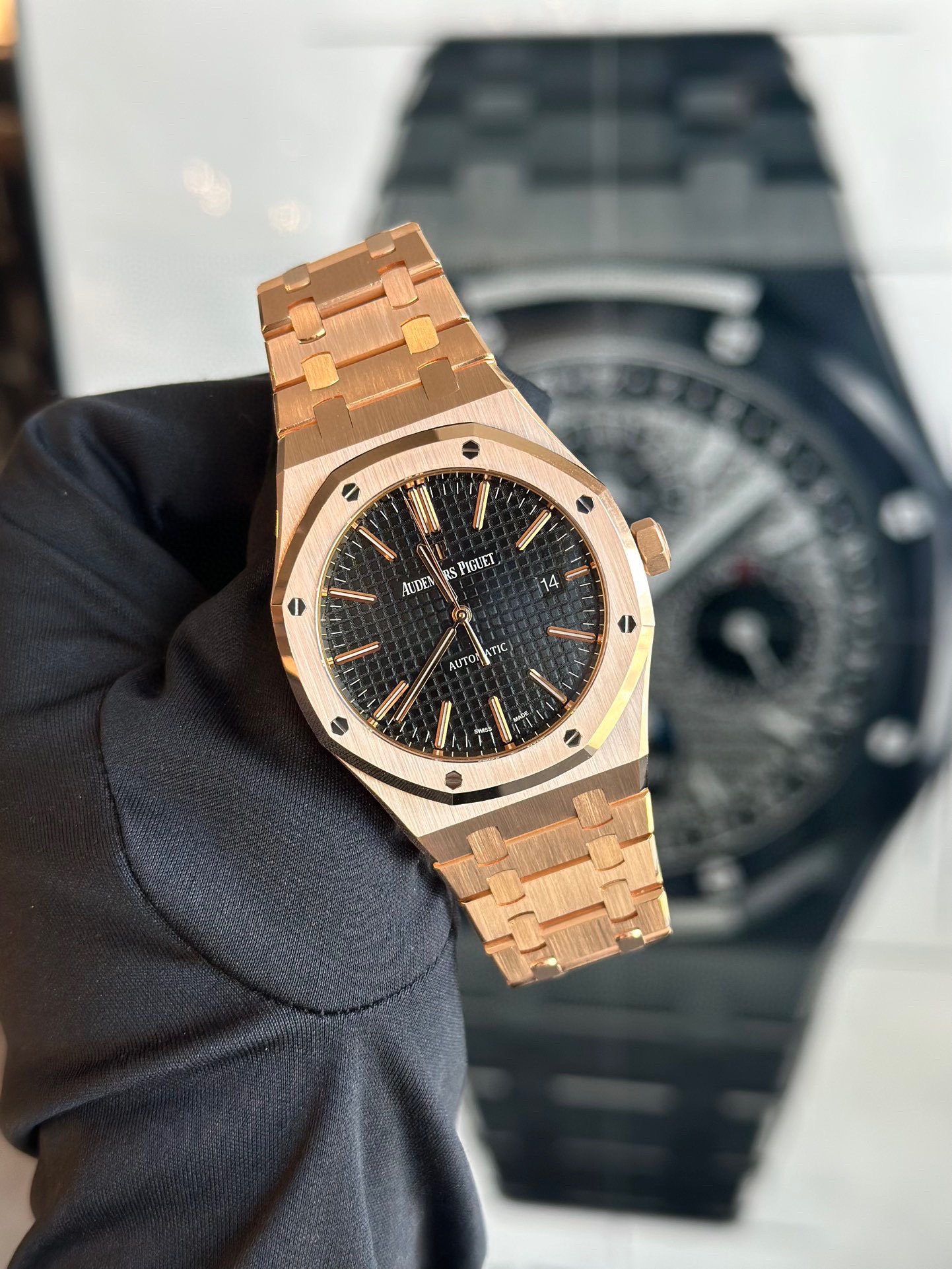 Audemars Piguet 15400OR.OO.1220OR.01 detail 1