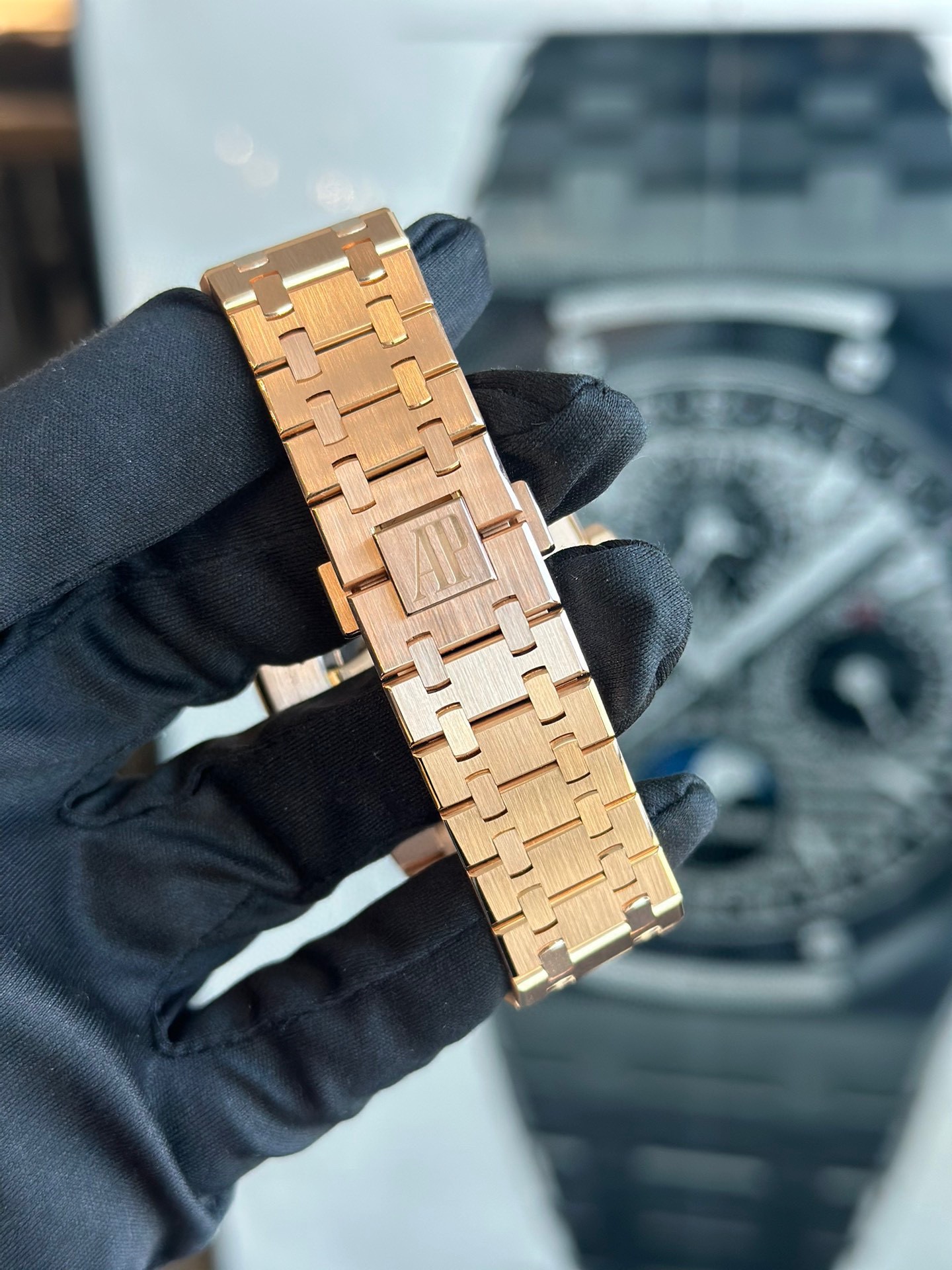 Audemars Piguet 15400OR.OO.1220OR.01 detail 3