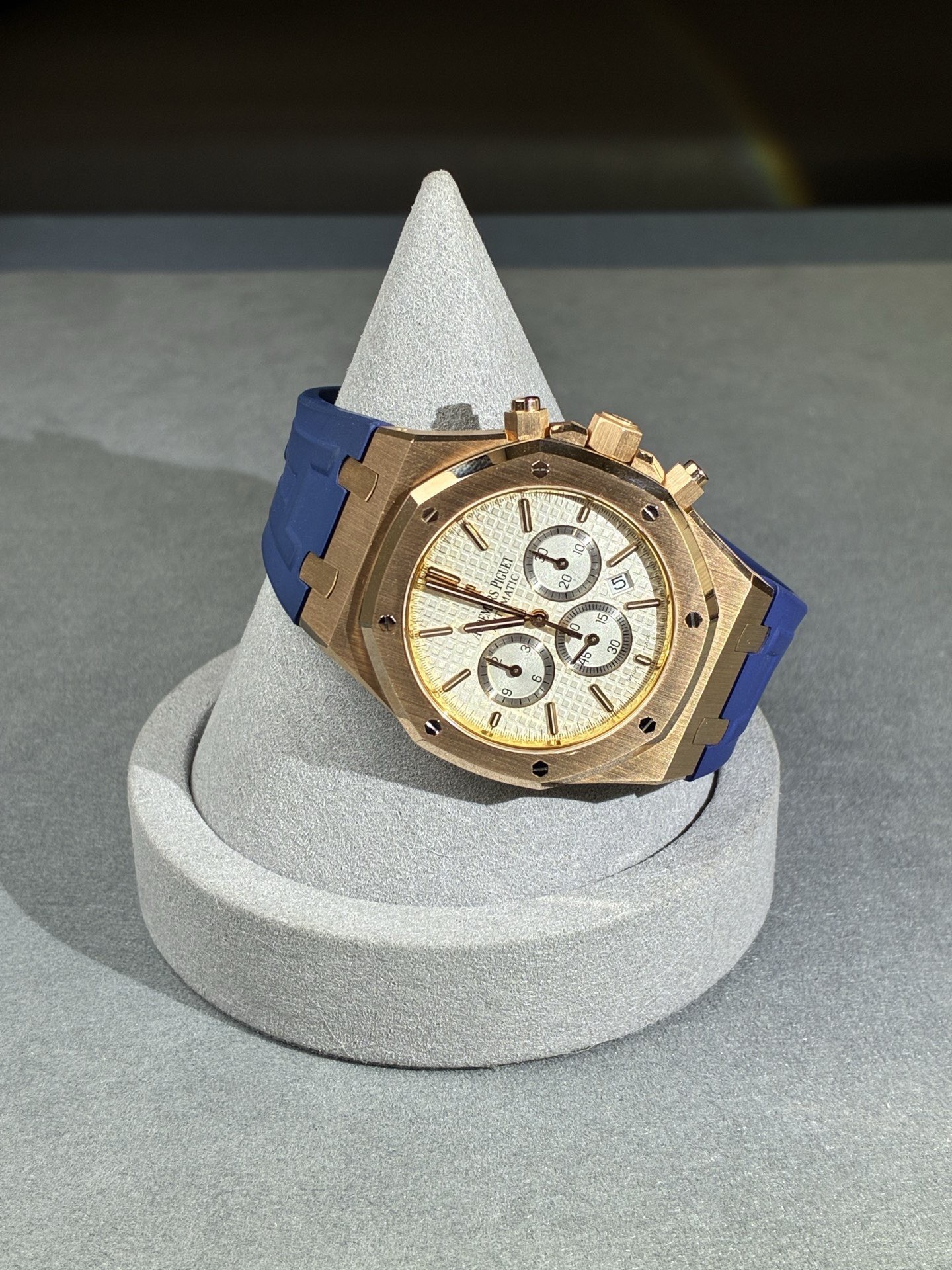 Audemars Piguet 26320OR detail 4