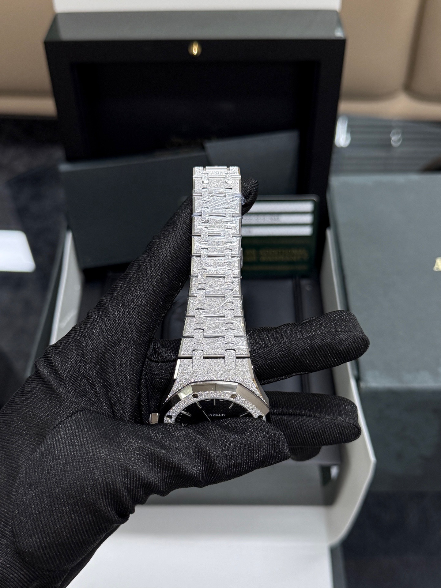 Audemars Piguet 15454BC.GG.1259BC.03 detail 4