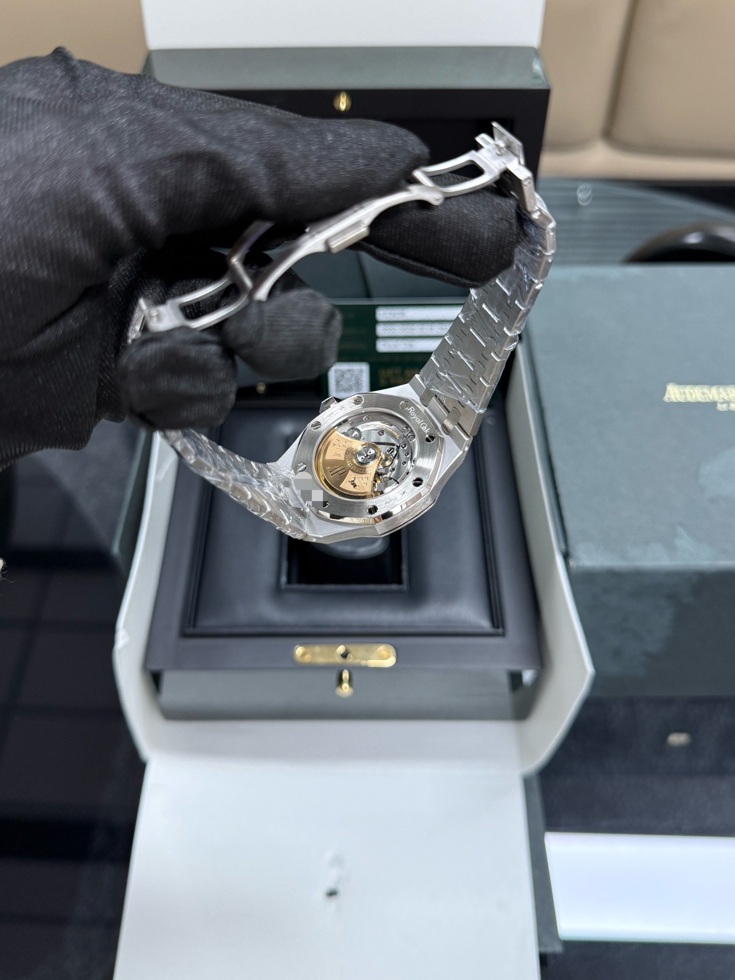 Audemars Piguet 15454BC.GG.1259BC.03 detail 7