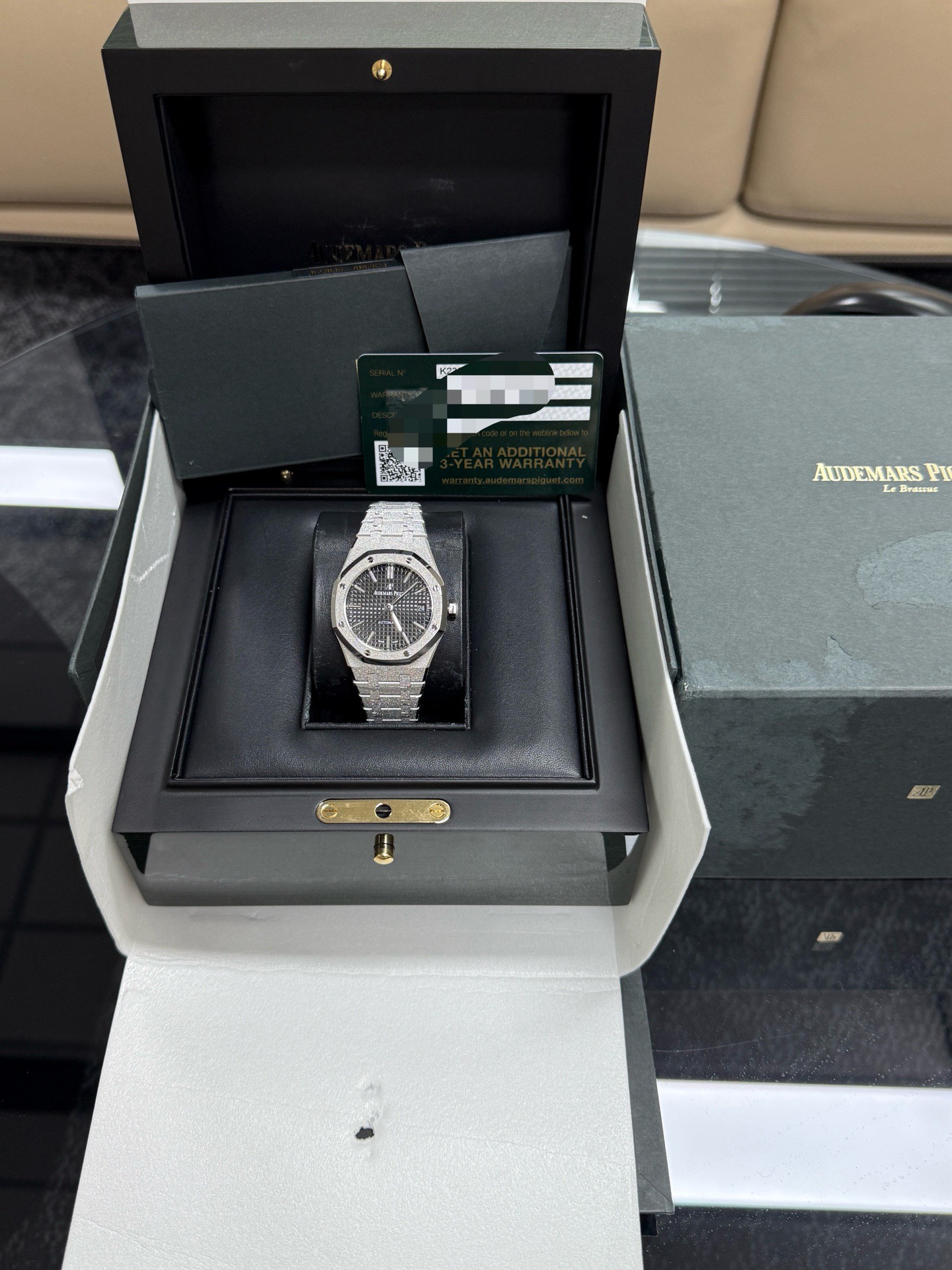 Audemars Piguet 15454BC.GG.1259BC.03 detail 1