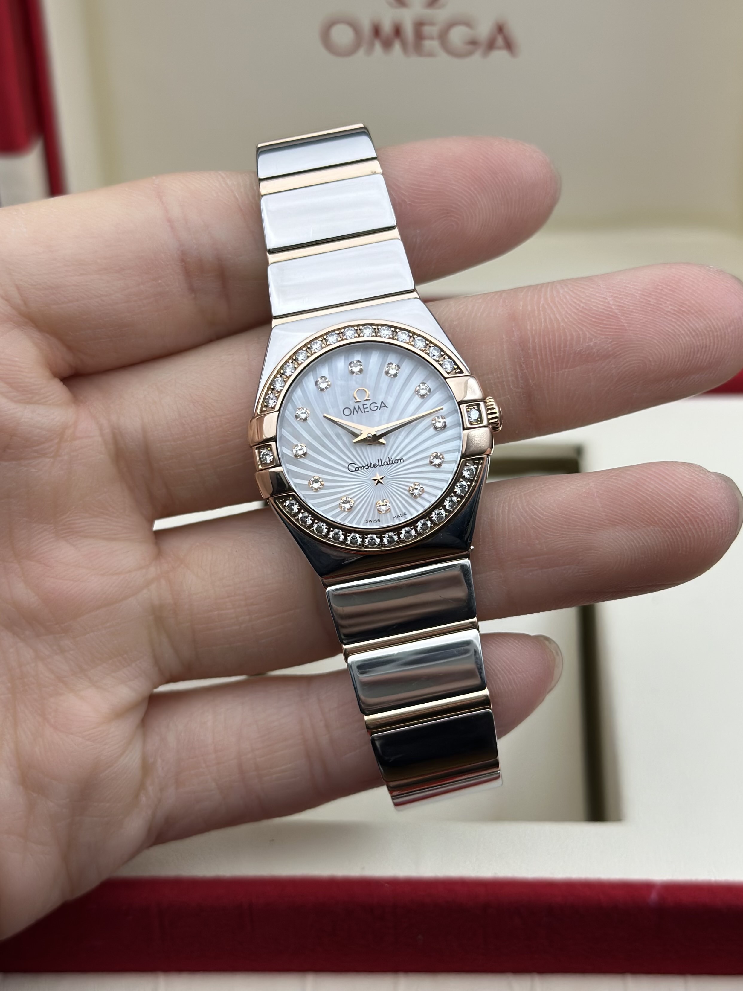 Omega 123.25.24.60.55.006 detail 1