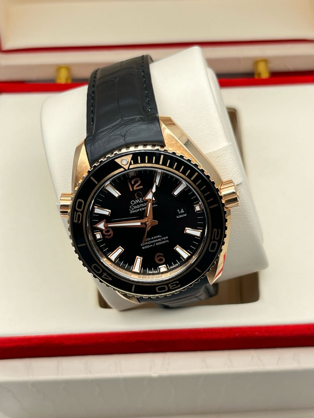 Omega 232.63.38.20.01.001