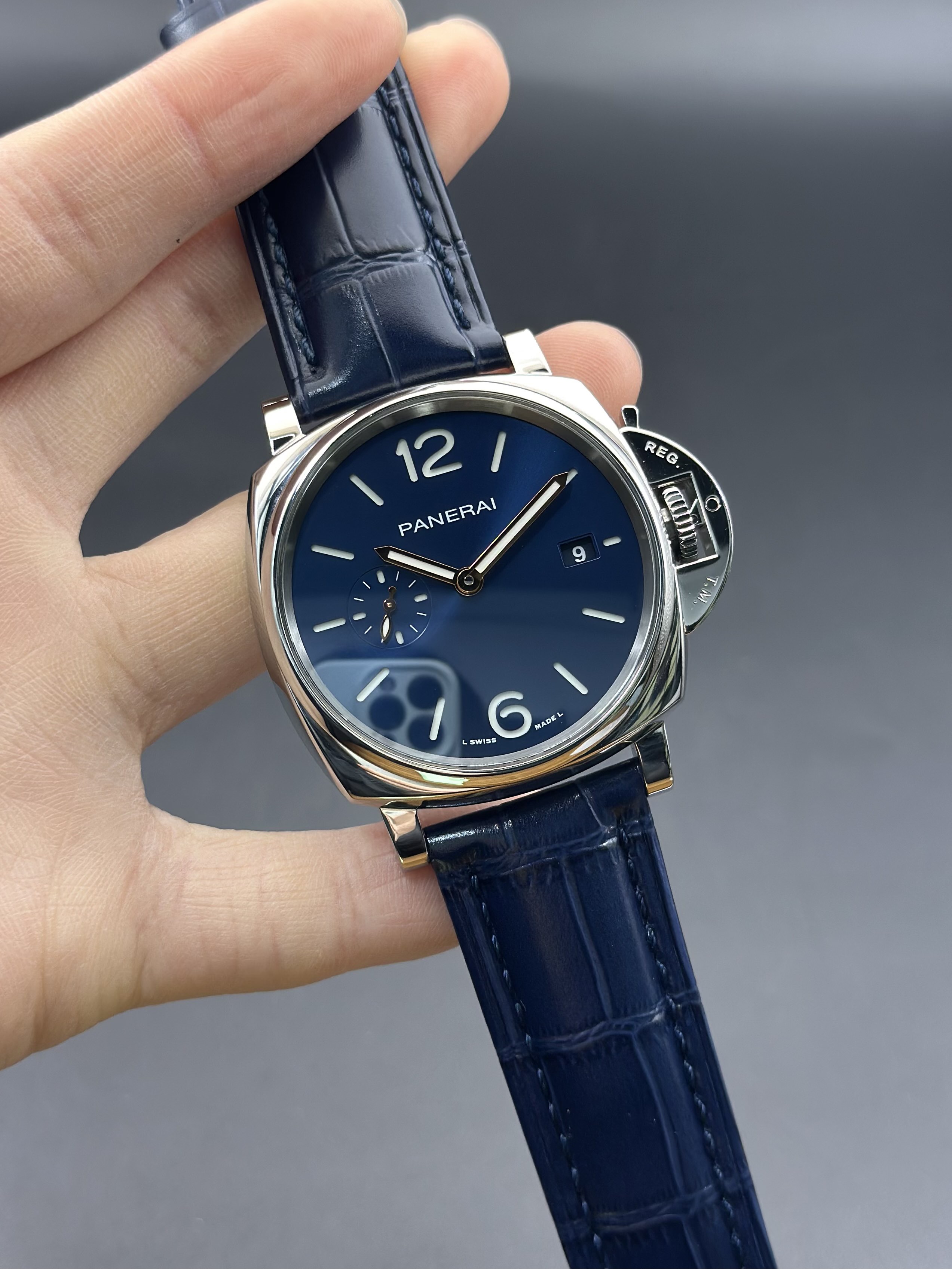 Panerai PAM01274 detail 1