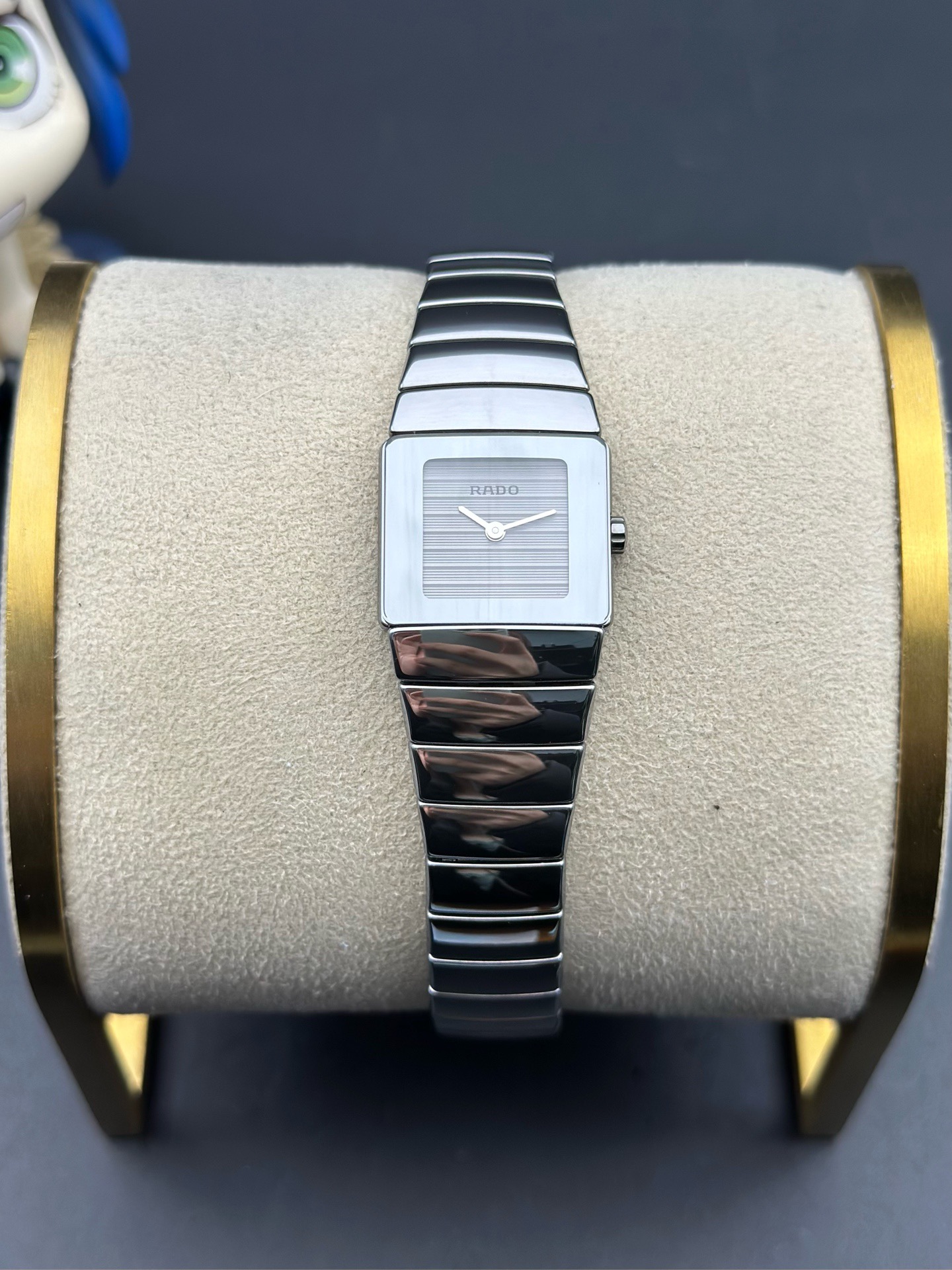 Rado R13334102