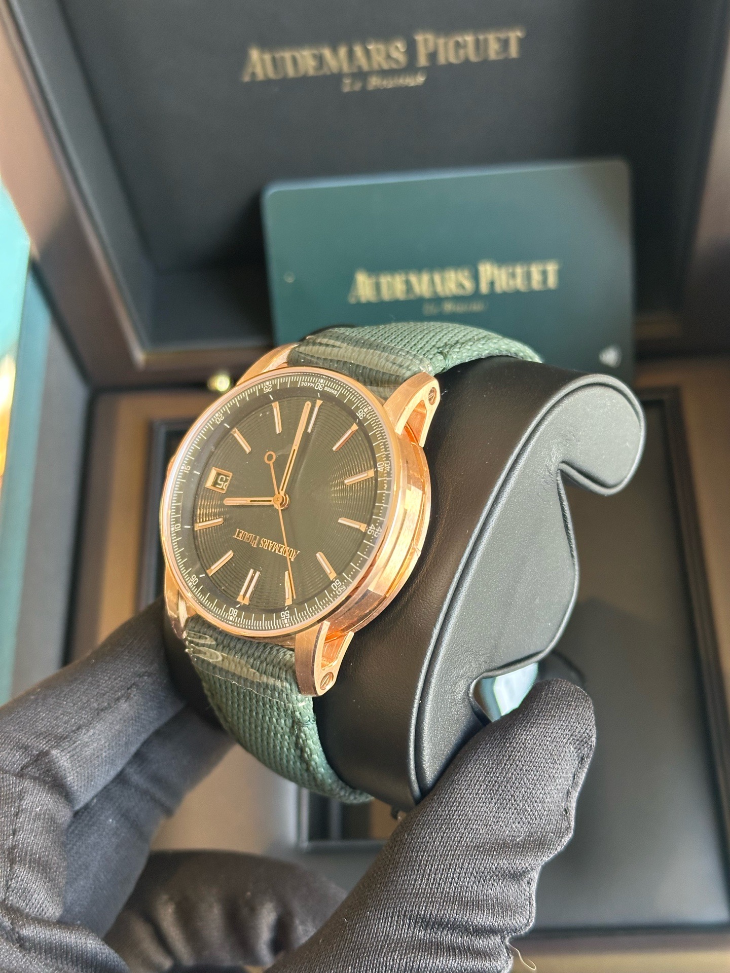 Audemars Piguet 15210OR.OO.A056KB.01