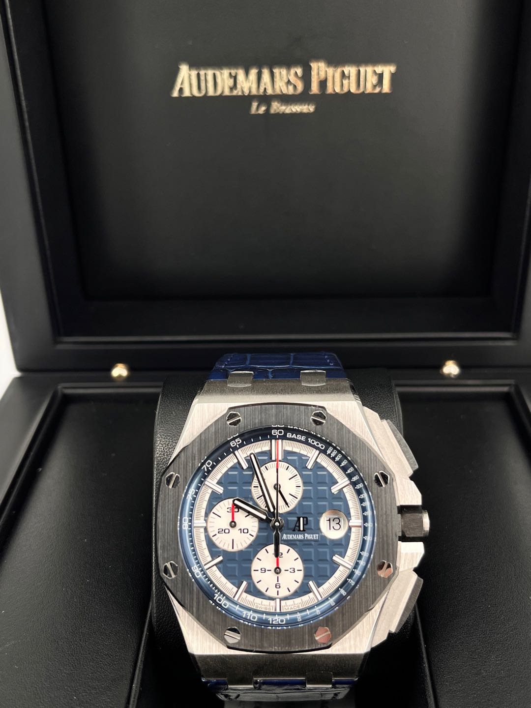 Audemars Piguet 26401PO.OO.A018CR.01 detail 1
