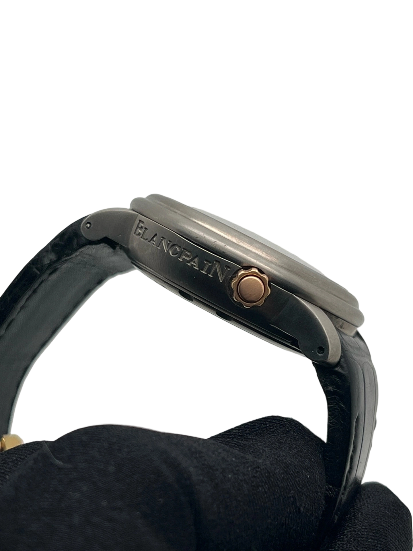 Blancpain 2041-12A30-63B detail 3