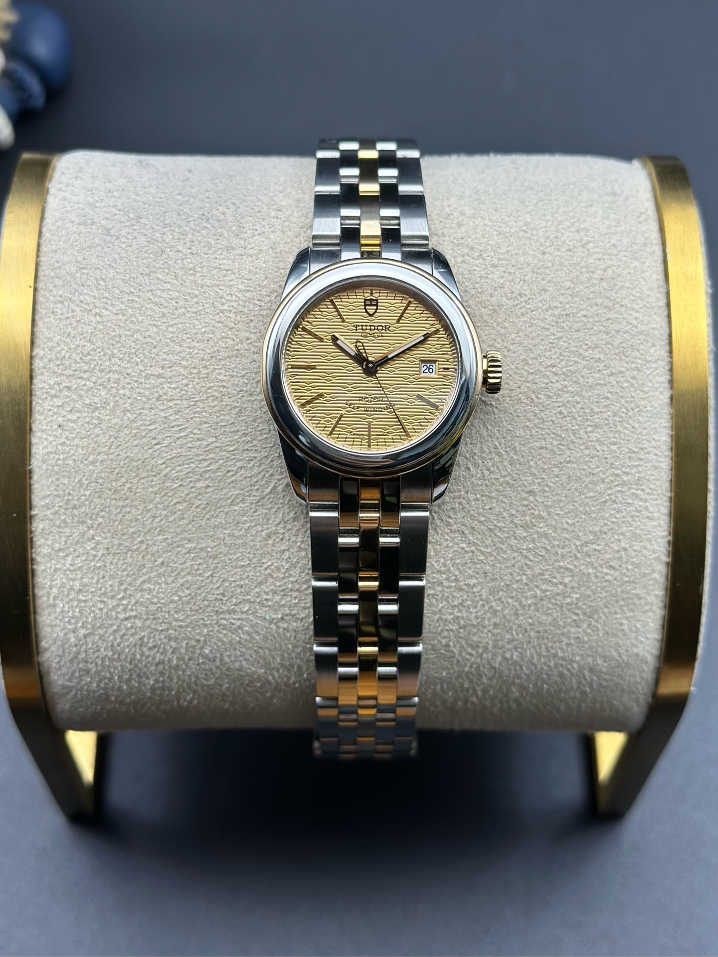 Tudor M51003-0006