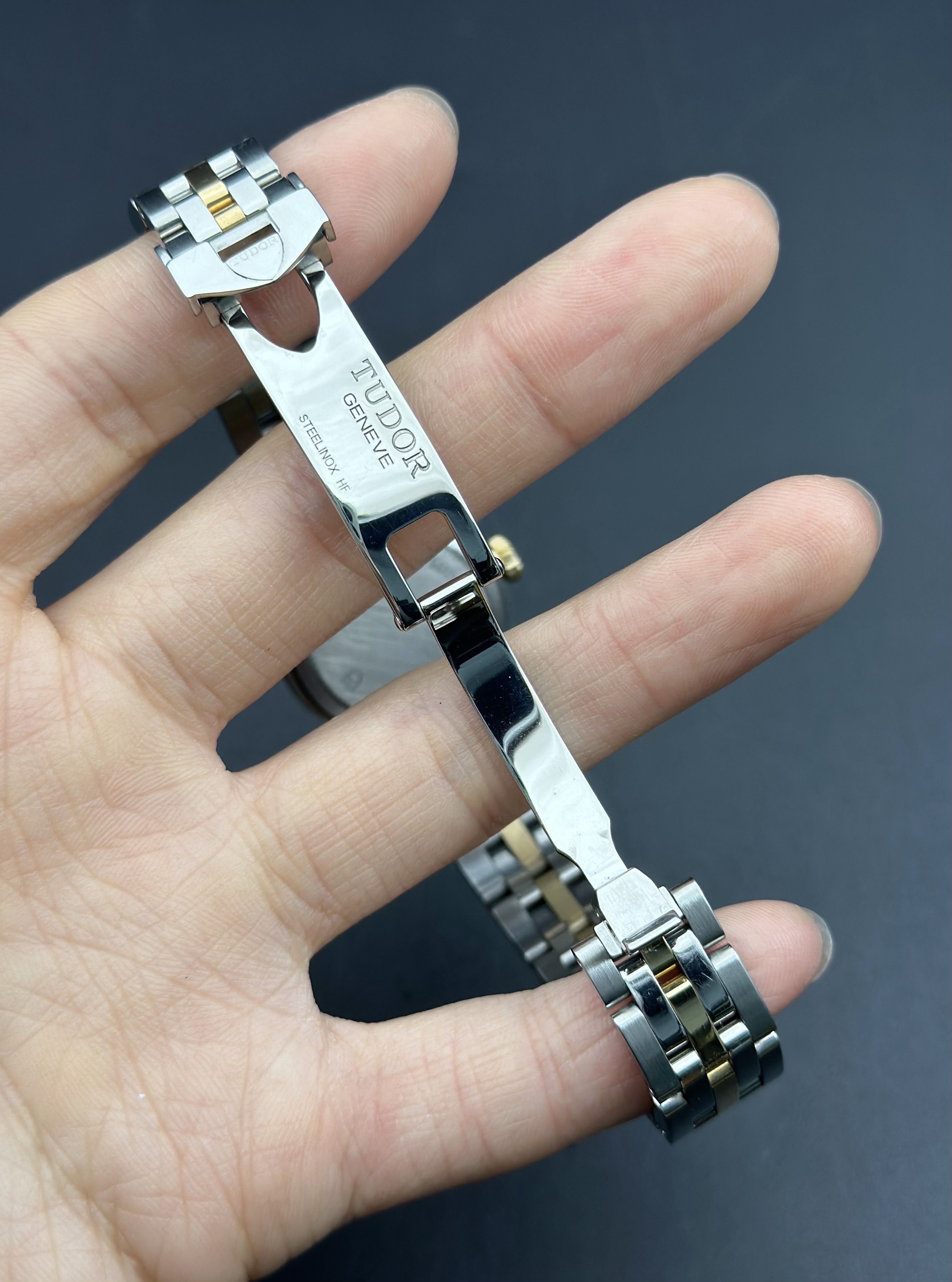 Tudor M51003-0006 detail 5