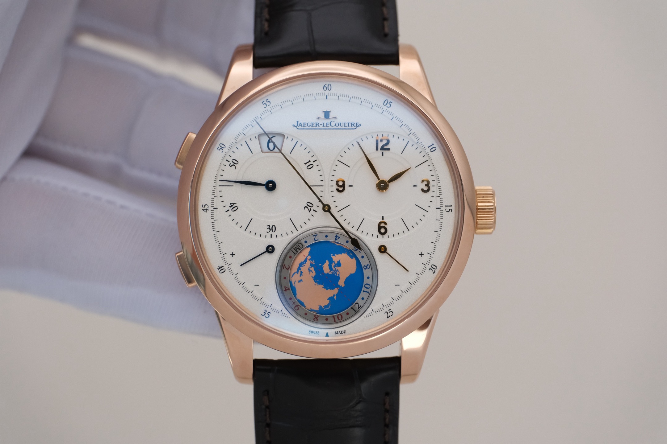 Jaeger-LeCoultre 6062420 detail 2